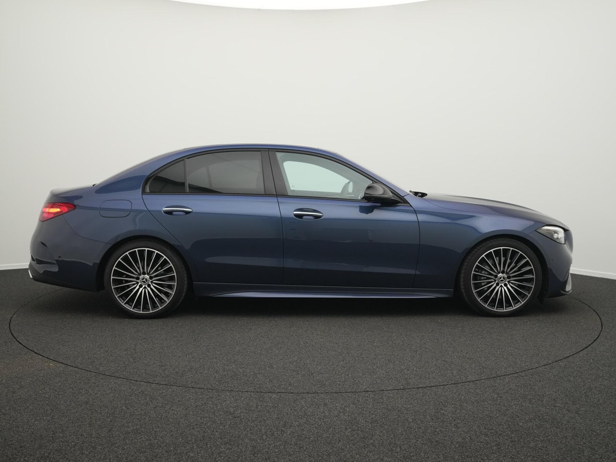 Mercedes C 220 d AMG-Line Premium Plus (2025) - Foto 5