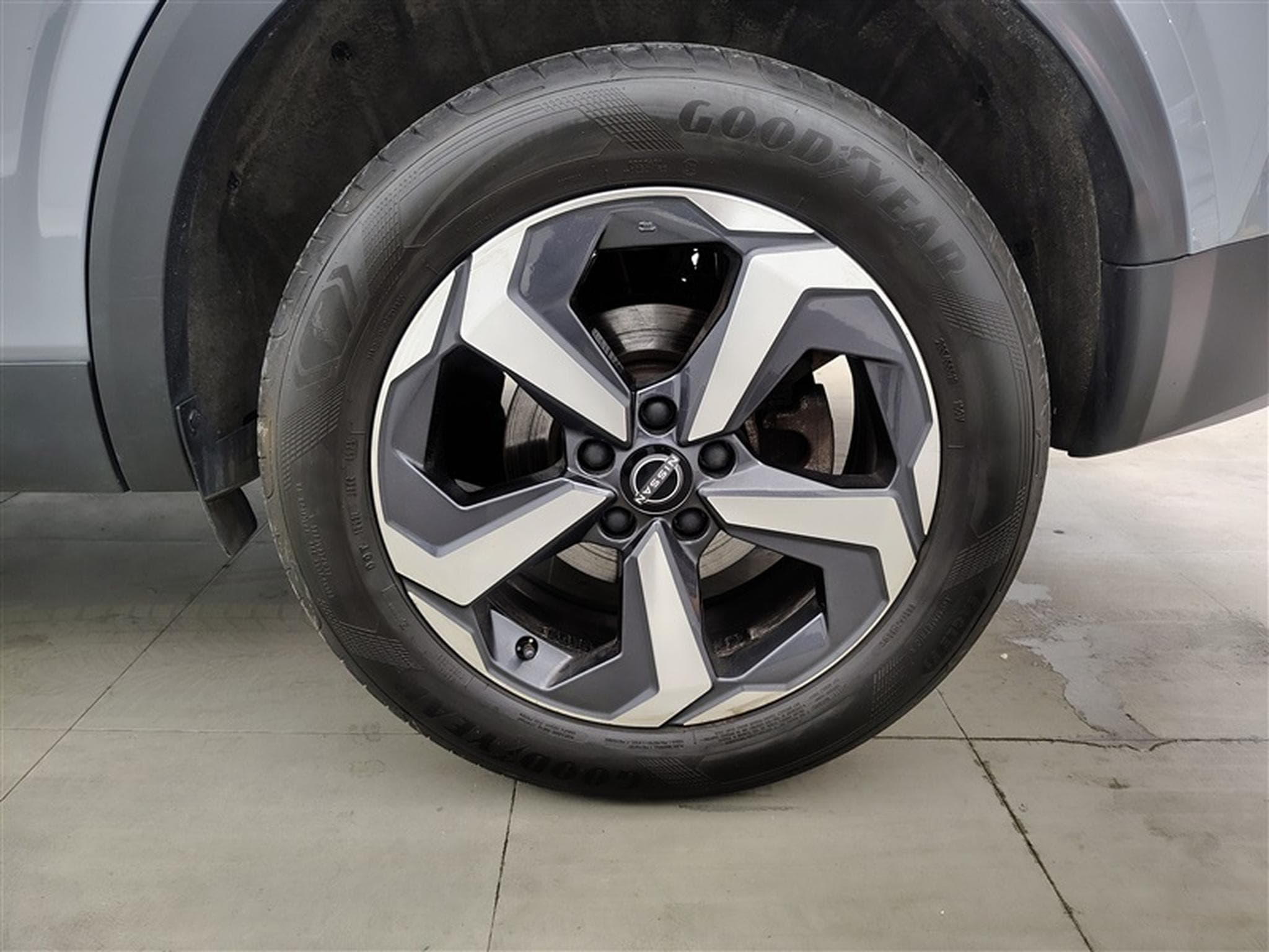 Nissan Qashqai 1.3 DIG-T MHEV X-Tronic N-Connecta NAVI / FULL LED / CAMERA (2023) - Photo 6