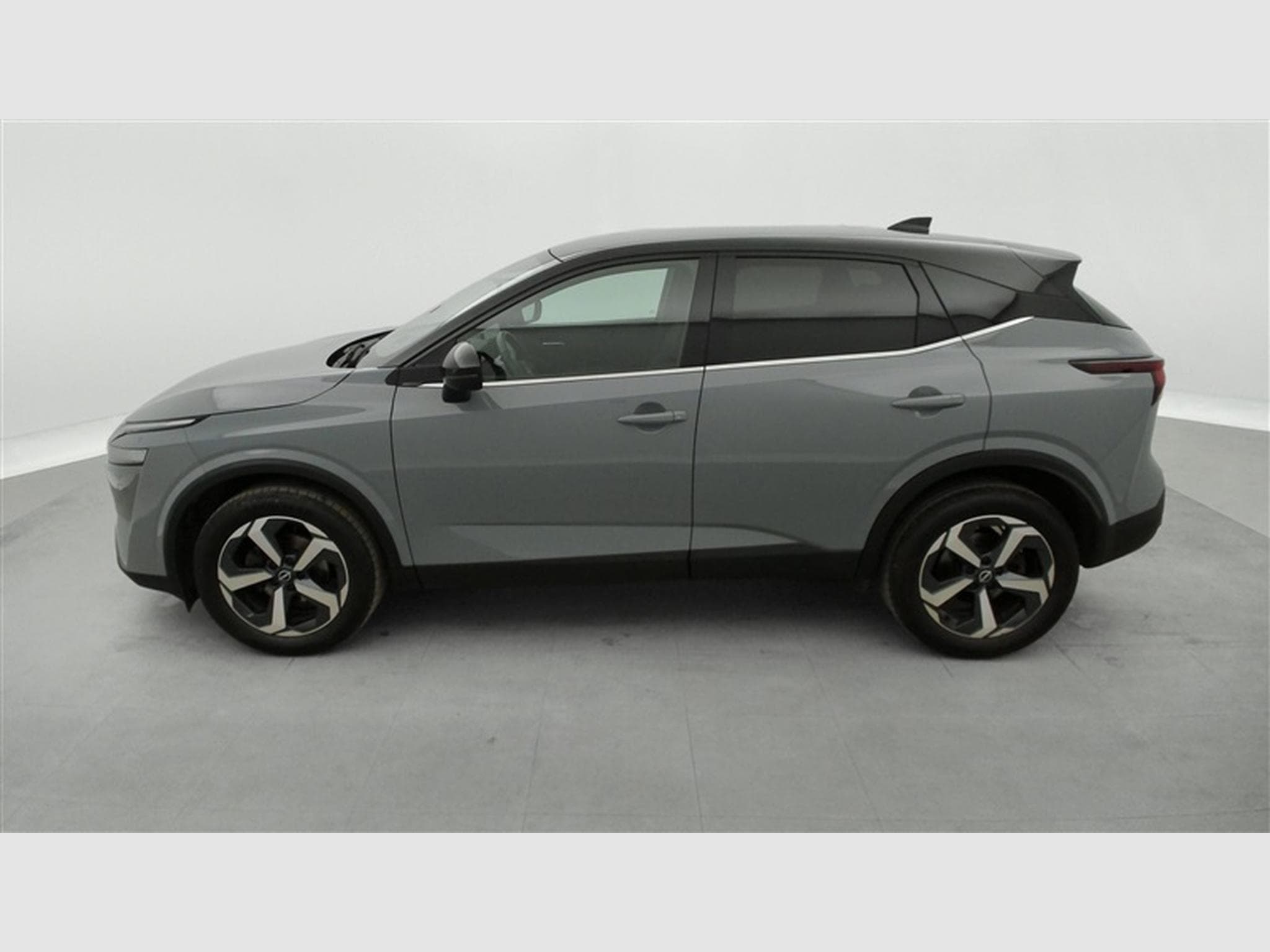 Nissan Qashqai 1.3 DIG-T MHEV X-Tronic N-Connecta NAVI / FULL LED / CAMERA (2023) - Photo 3