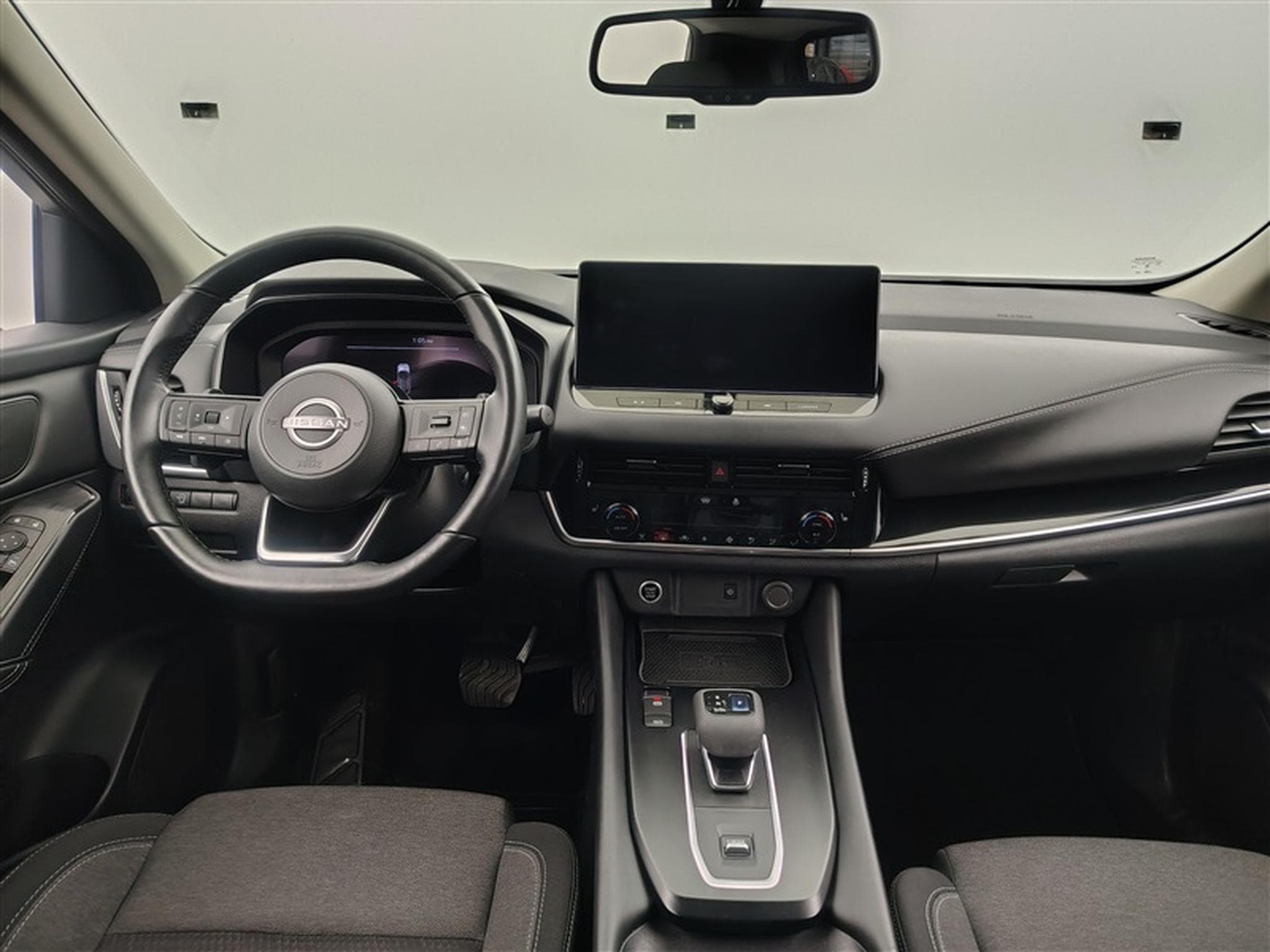 Nissan Qashqai 1.3 DIG-T MHEV X-Tronic N-Connecta NAVI / FULL LED / CAMERA (2023) - Photo 8