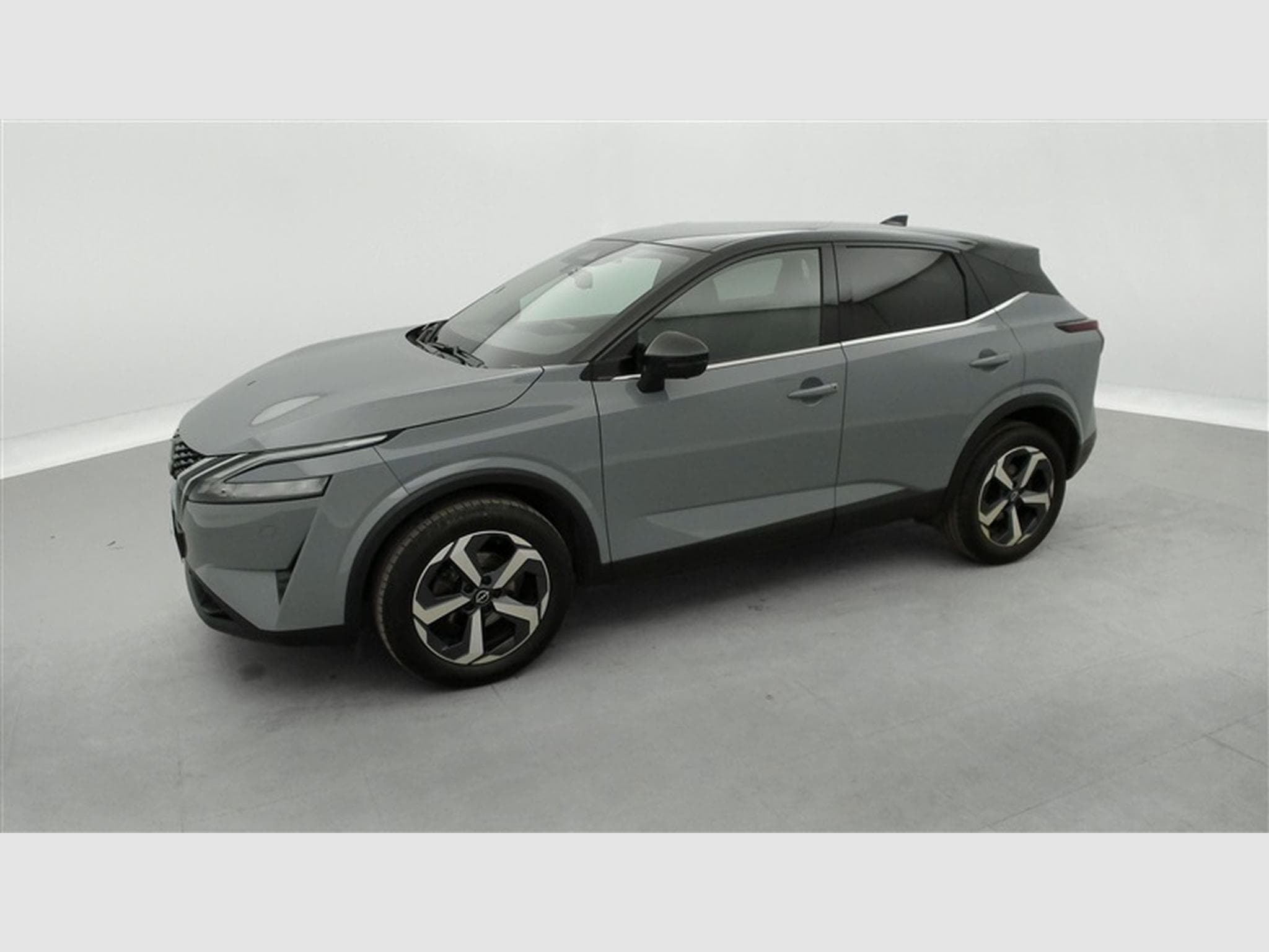 Nissan Qashqai 1.3 DIG-T MHEV X-Tronic N-Connecta NAVI / FULL LED / CAMERA (2023) - Photo 21