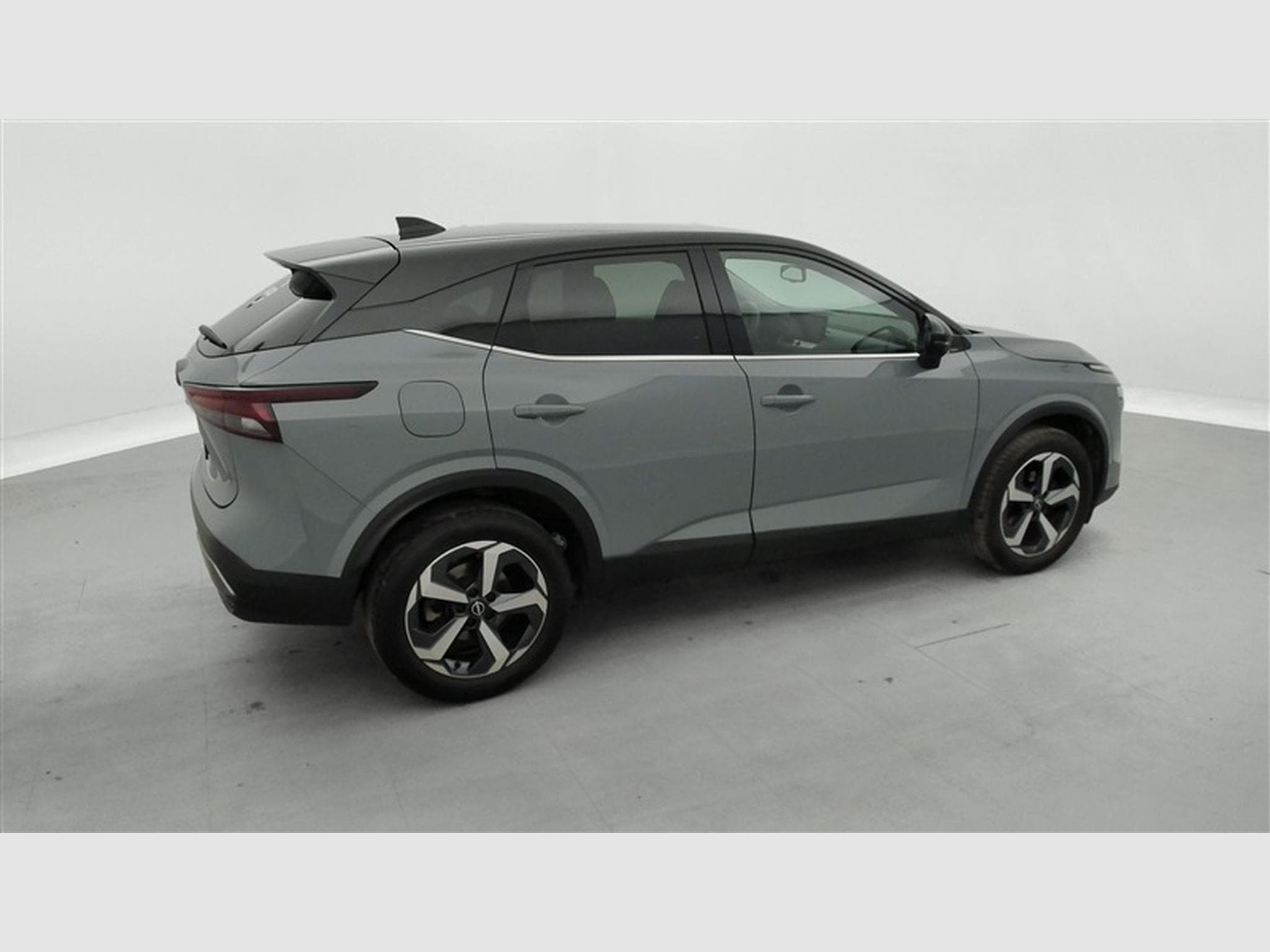 Nissan Qashqai 1.3 DIG-T MHEV X-Tronic N-Connecta NAVI / FULL LED / CAMERA (2023) - Photo 25