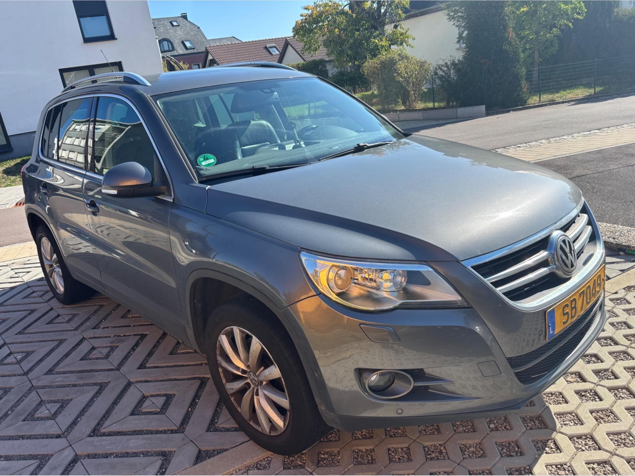 Nissan X-Trail VW tiuan 4motion (2011) - Photo 2