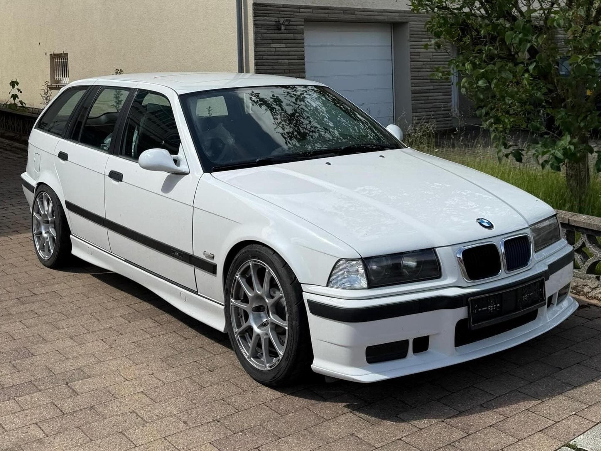 BMW 3.0 E36 S50B32 (1994) - Photo 1