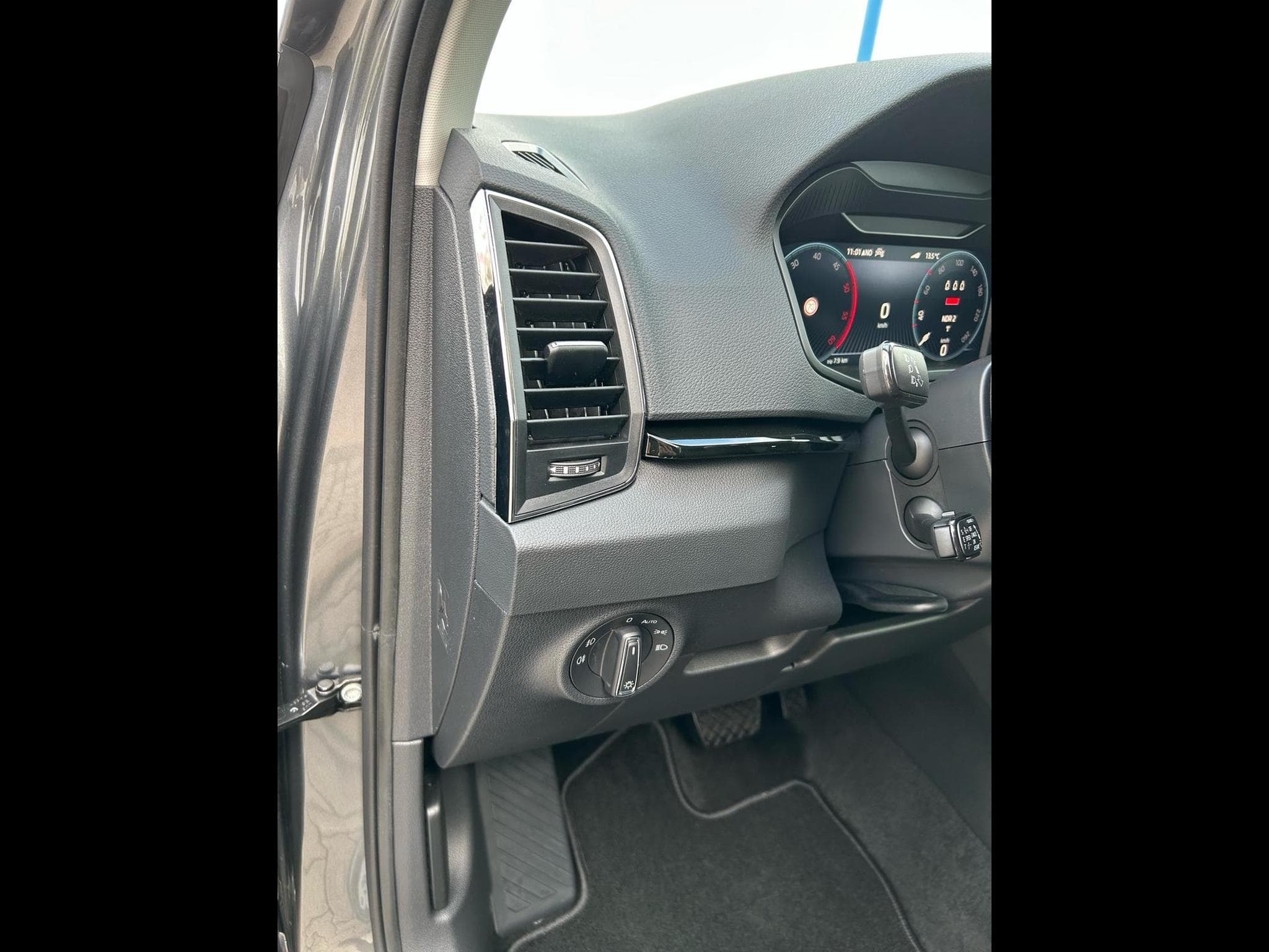 Skoda Karoq Selection (2026) - Photo 4