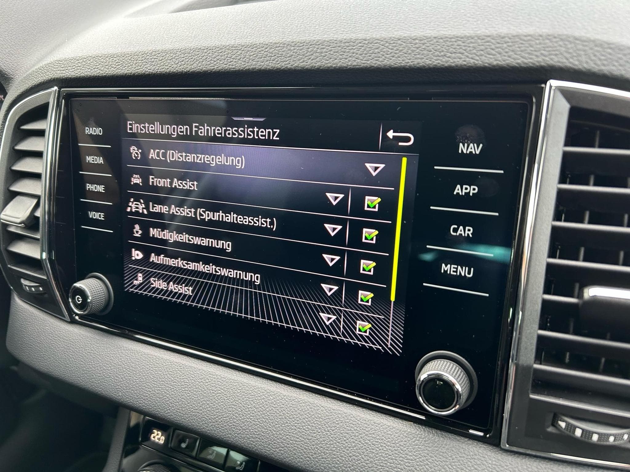 Skoda Karoq Selection (2026) - Photo 9