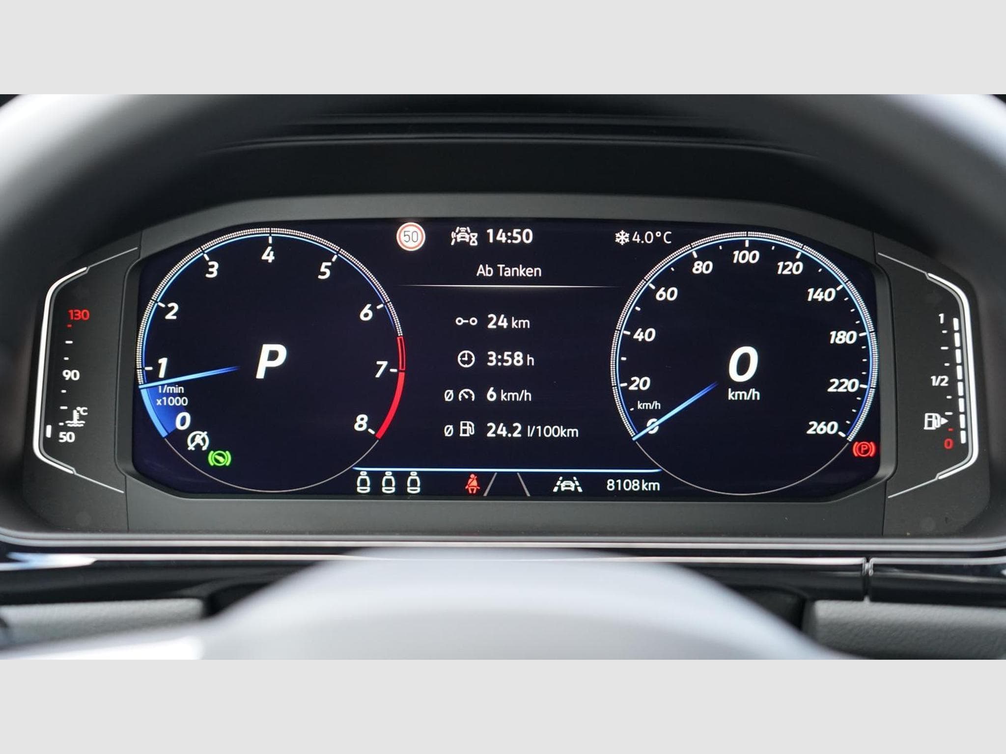 VW T-Roc R-Line Black Edition (2025) - Photo 11