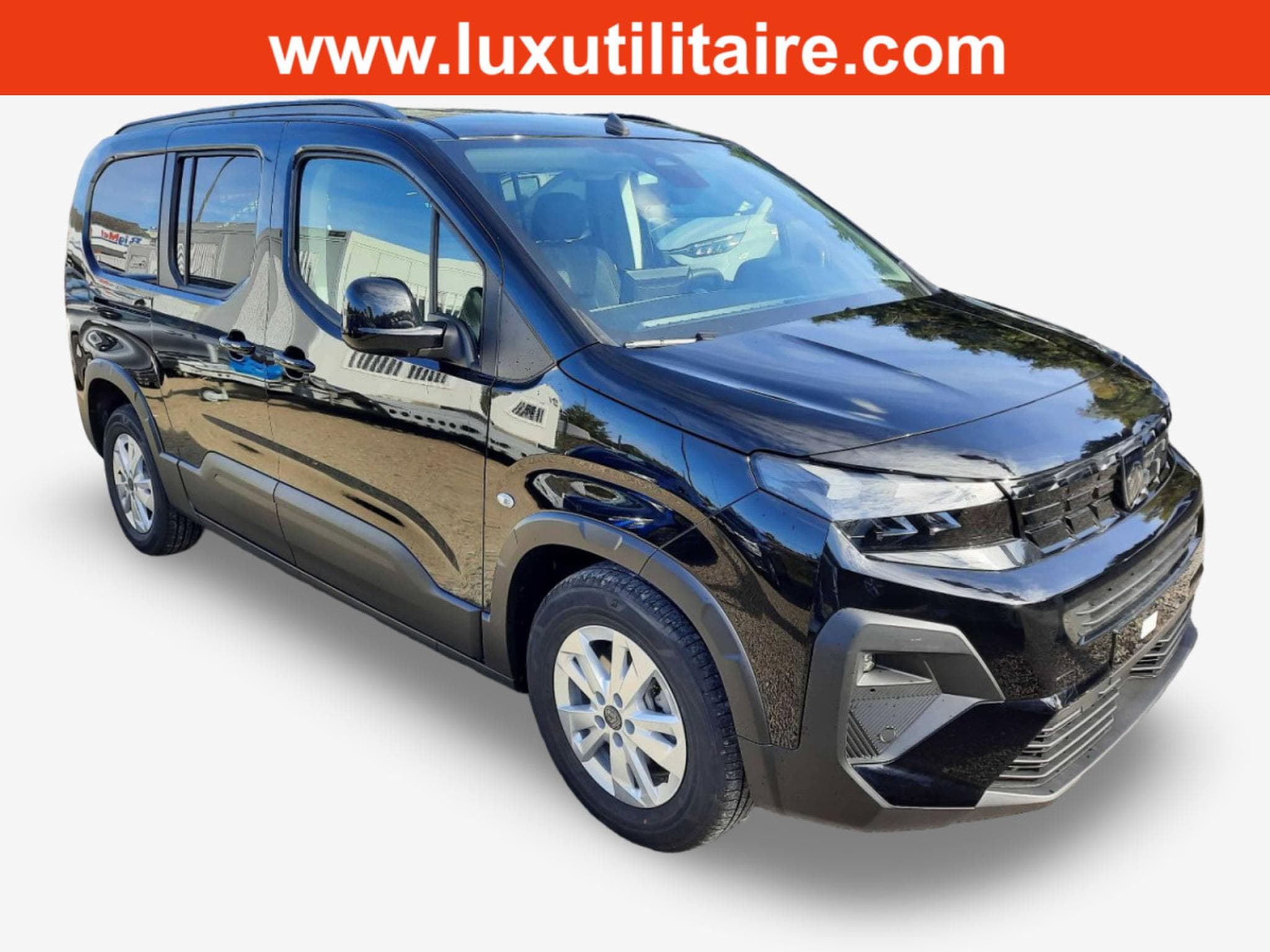 Peugeot Rifter AT 130 L2H1 Allure (2026) - Photo 1