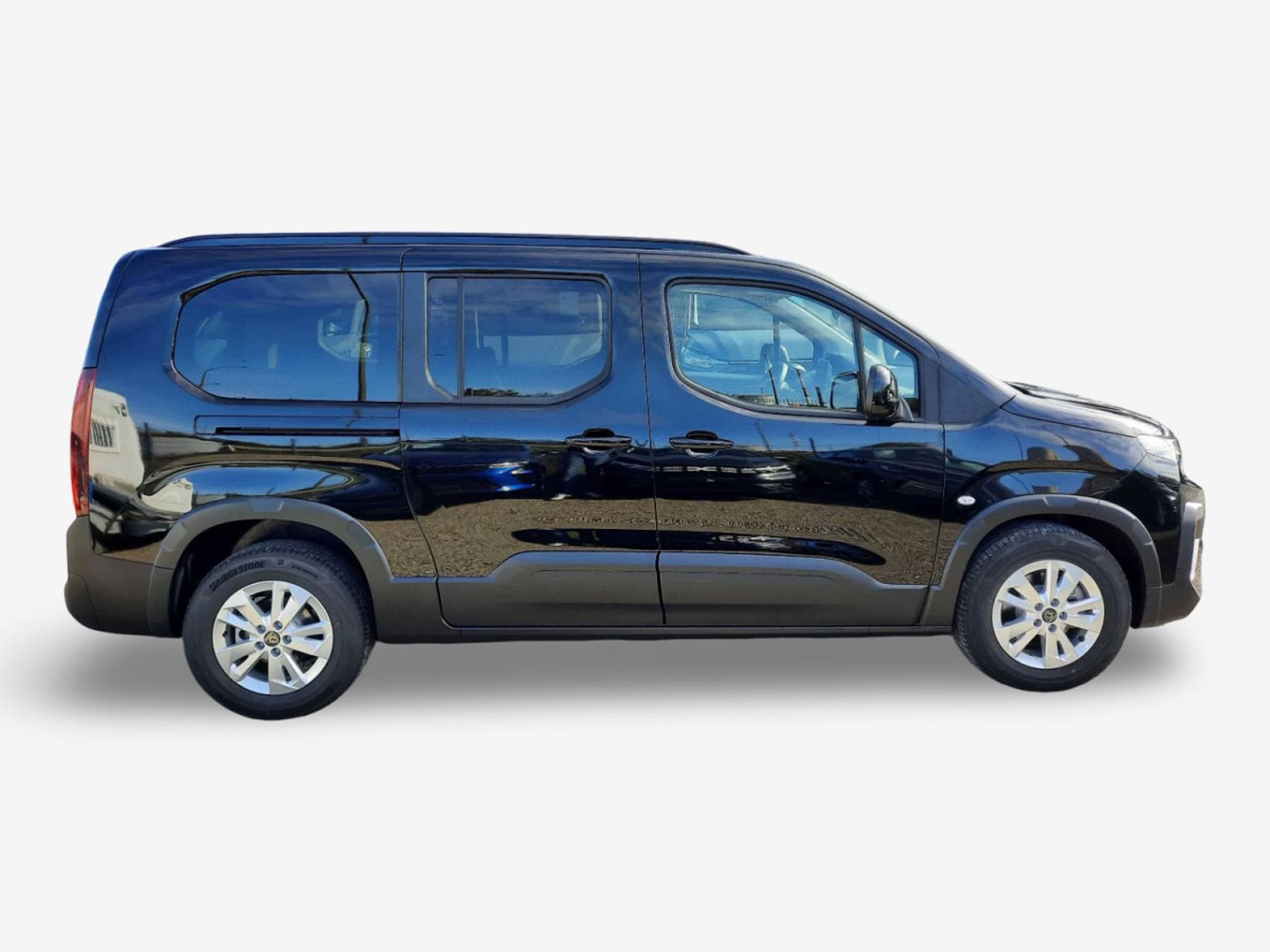 Peugeot Rifter AT 130 L2H1 Allure (2026) - Photo 4