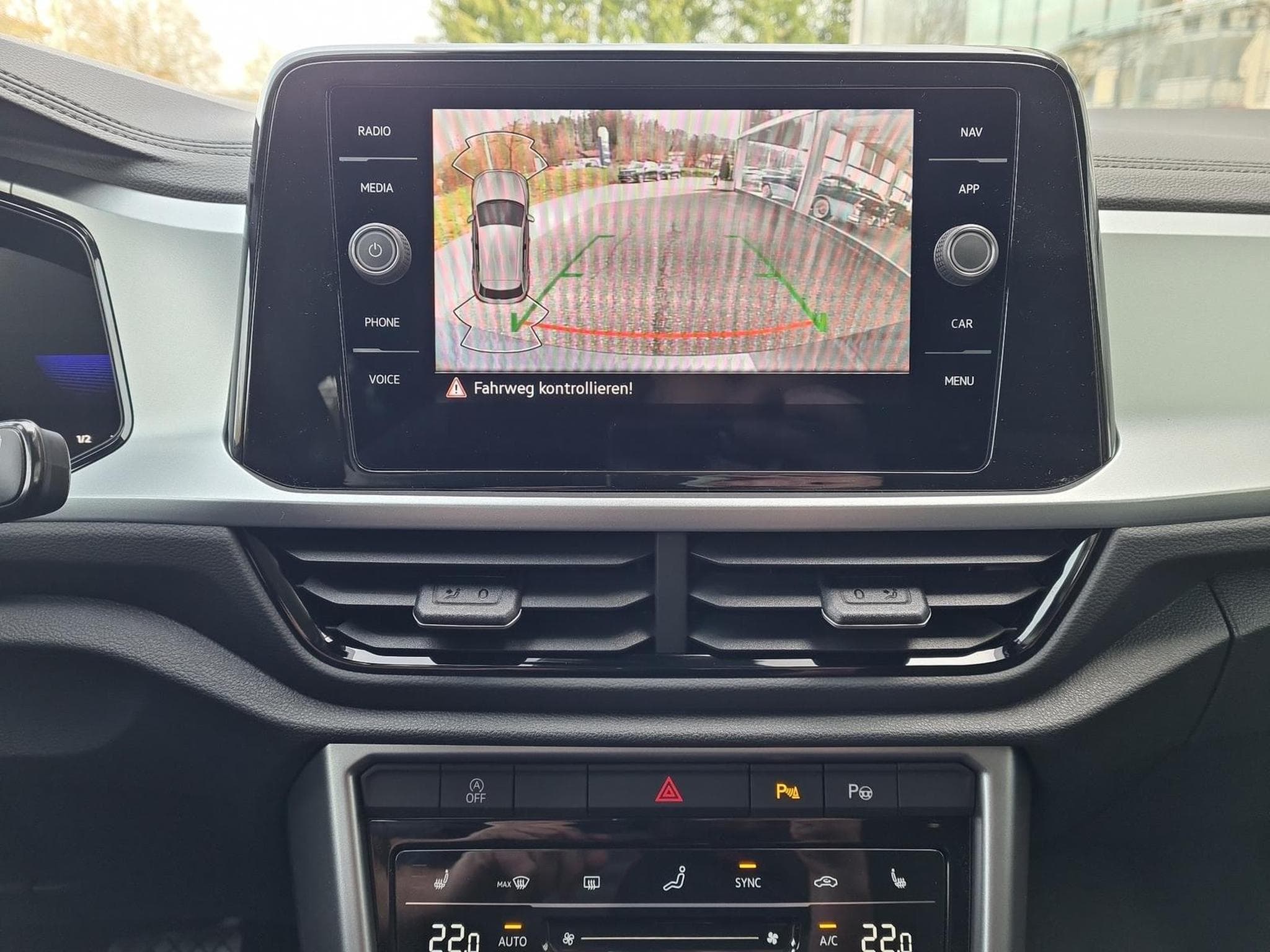 VW T-Roc Life (2025) - Photo 18