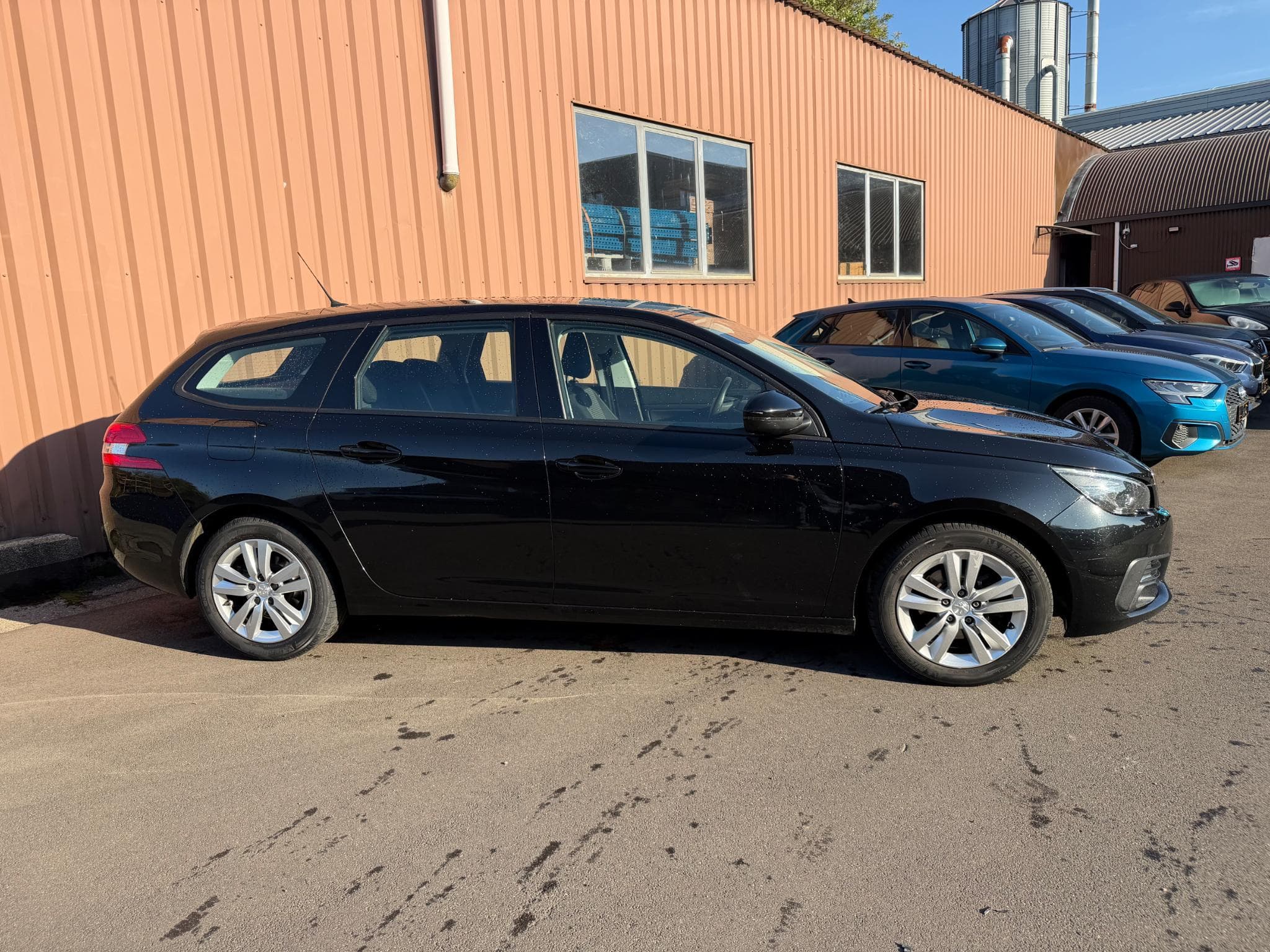 Peugeot 308 SW 1.5 HDI 130CH Active (2021) - Photo 1