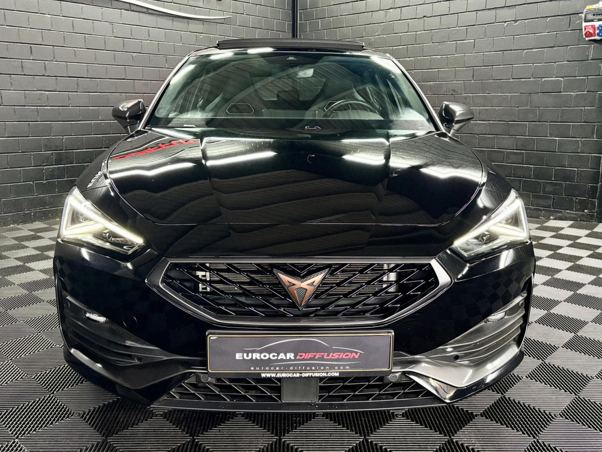 Cupra Leon VZ 2.0 TSI 300CV *PANO*CAM* BEATS* MATRIX* VSS * (2024) - Foto 2