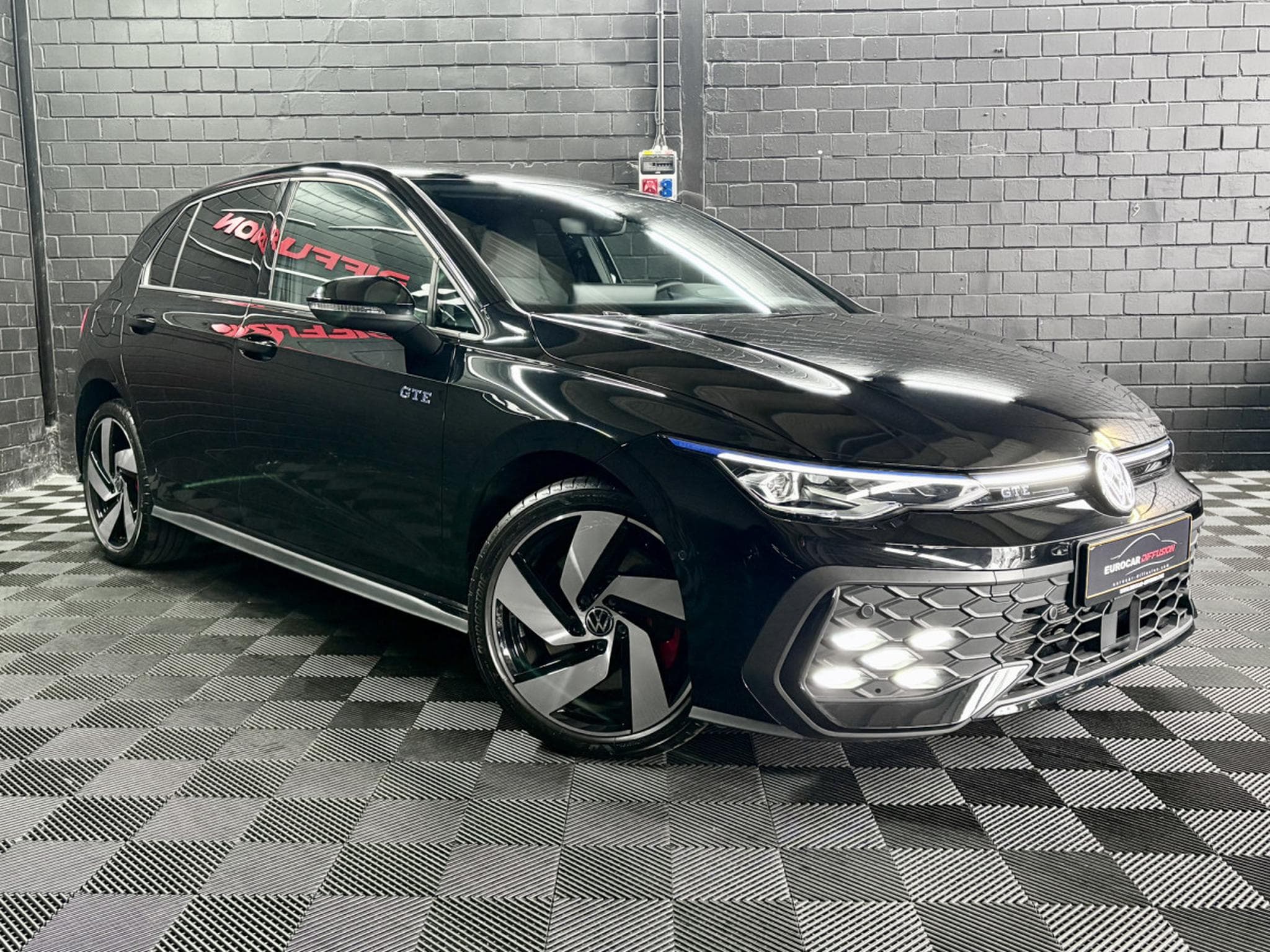 VW Golf GTE PHASE 2  1.5 eHybrid 272 CV DSG 6 *ATTELAGE* DCC* MATRIX (2026) - Foto 3