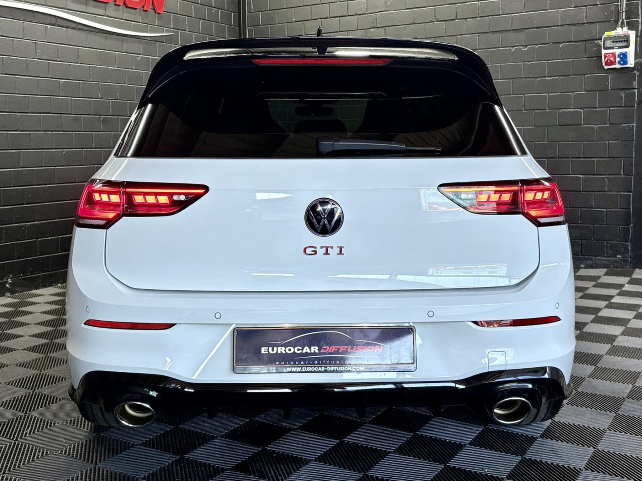 VW Golf GTI PHASE 2 Clubsport 2.0 TSI 300 CV DSG7 * DCC * MATRIX * (2026) - Foto 5