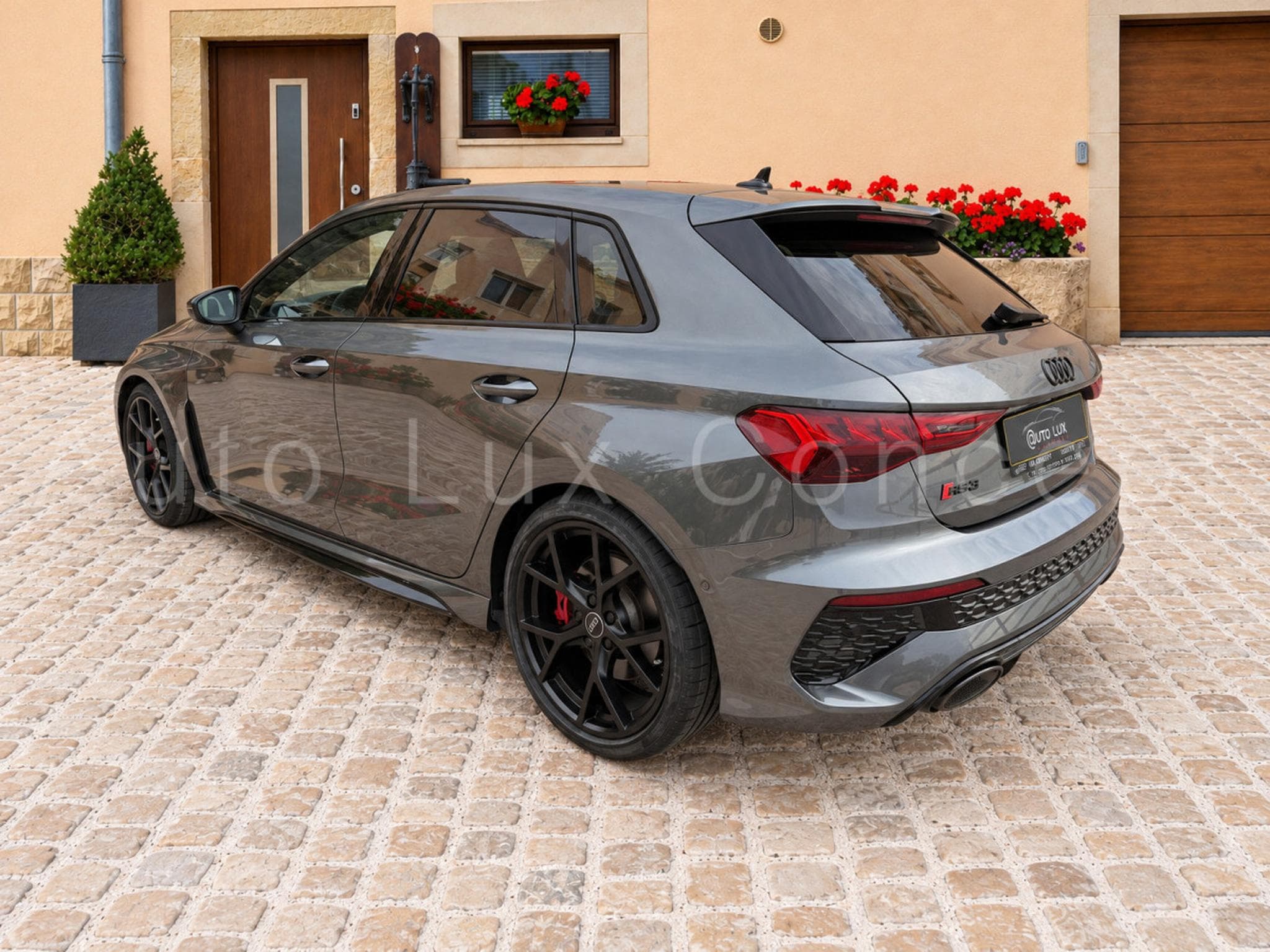 Audi RS3 Sportback 2.5 TFSI quattro S tronic 7 (2022) - Photo 6