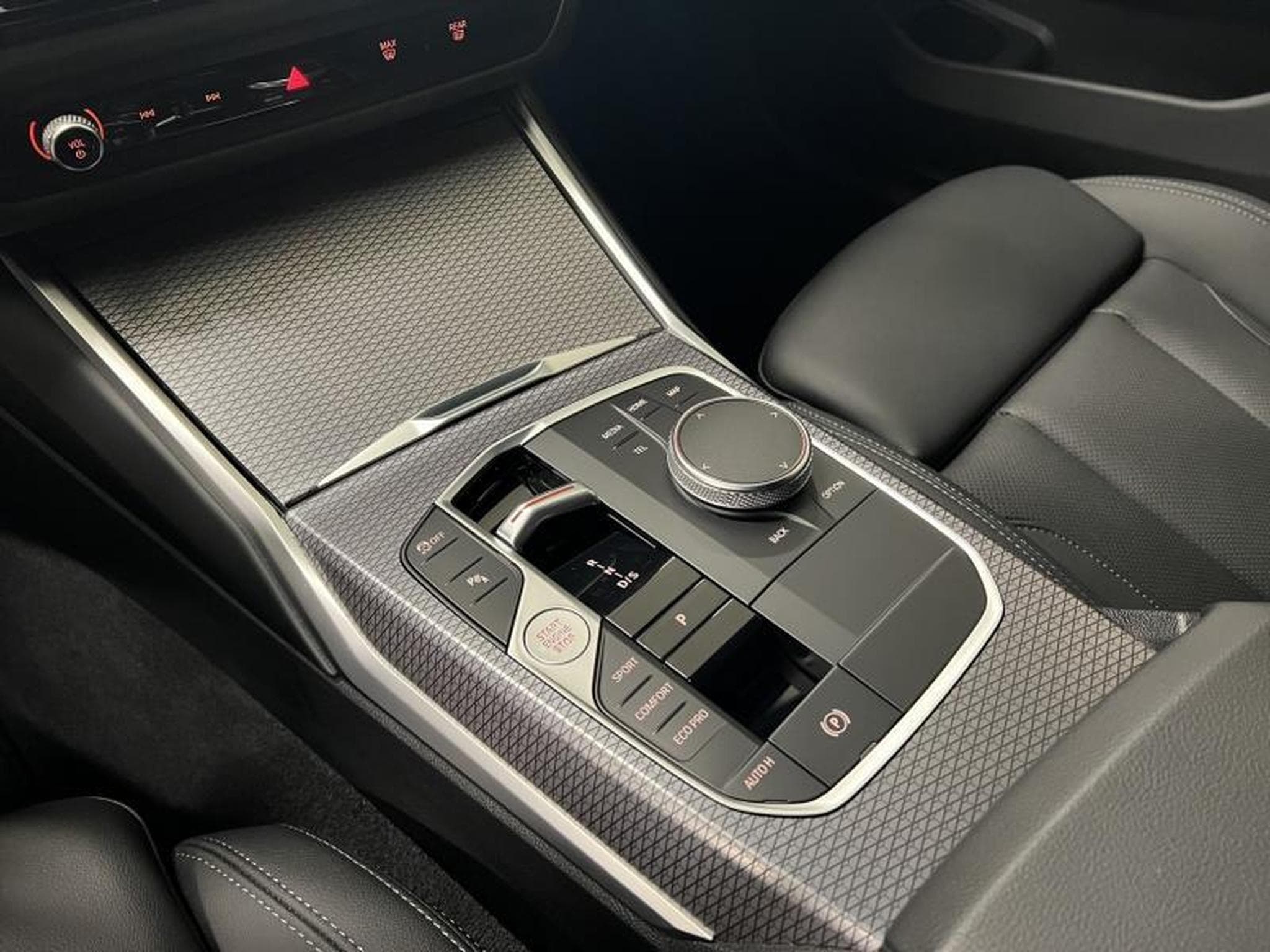 BMW 320 M (2023) - Photo 8