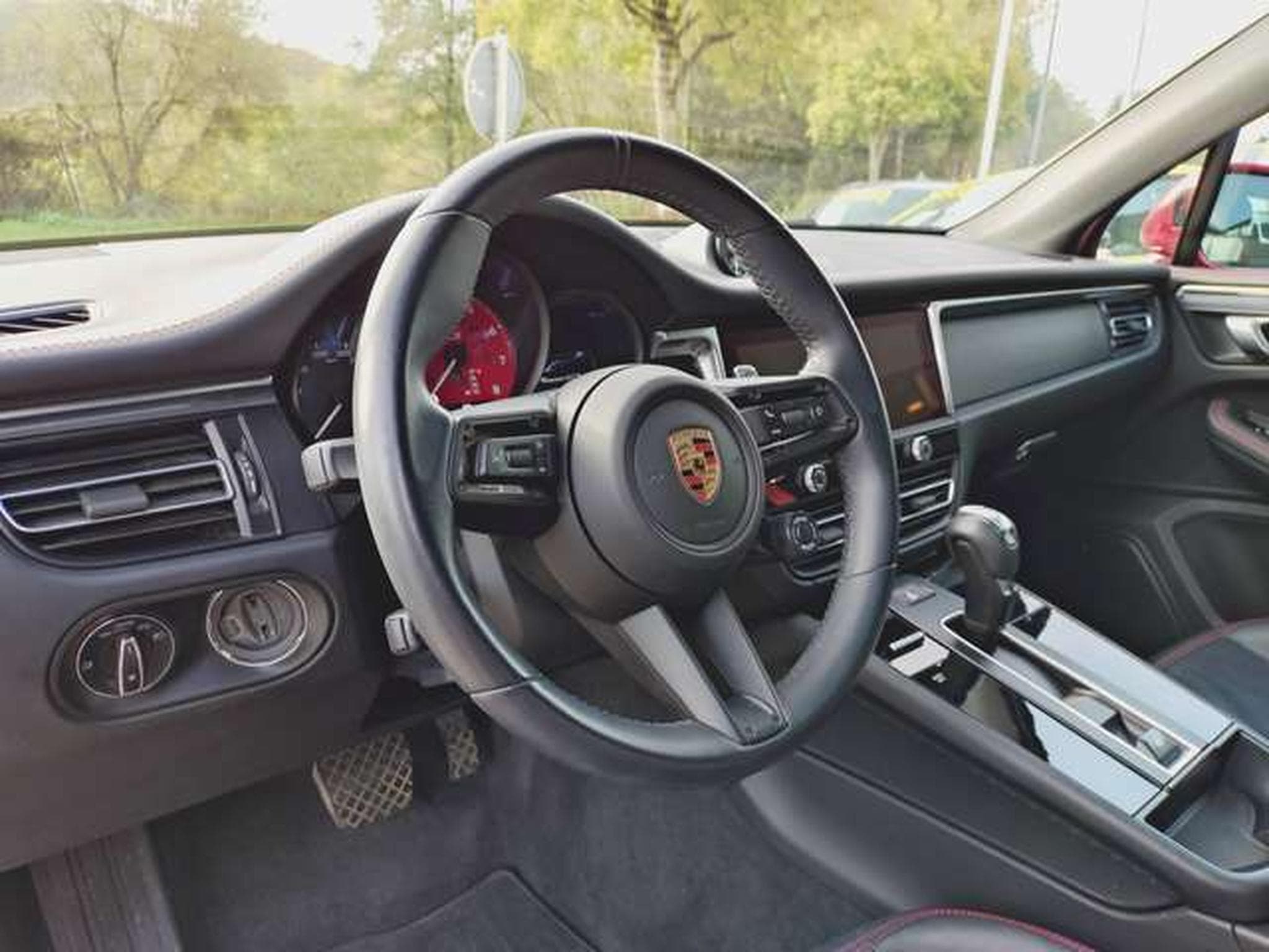 Porsche Macan GTS (2023) - Photo 6