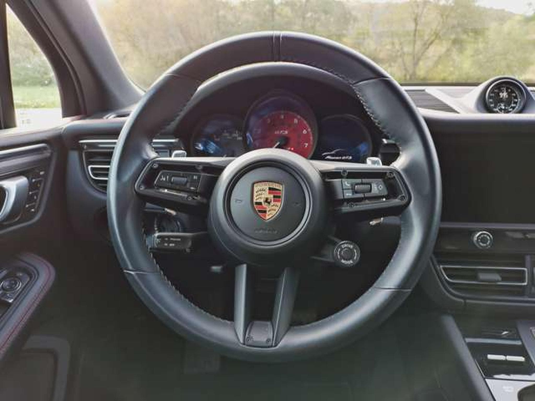 Porsche Macan GTS (2023) - Photo 5