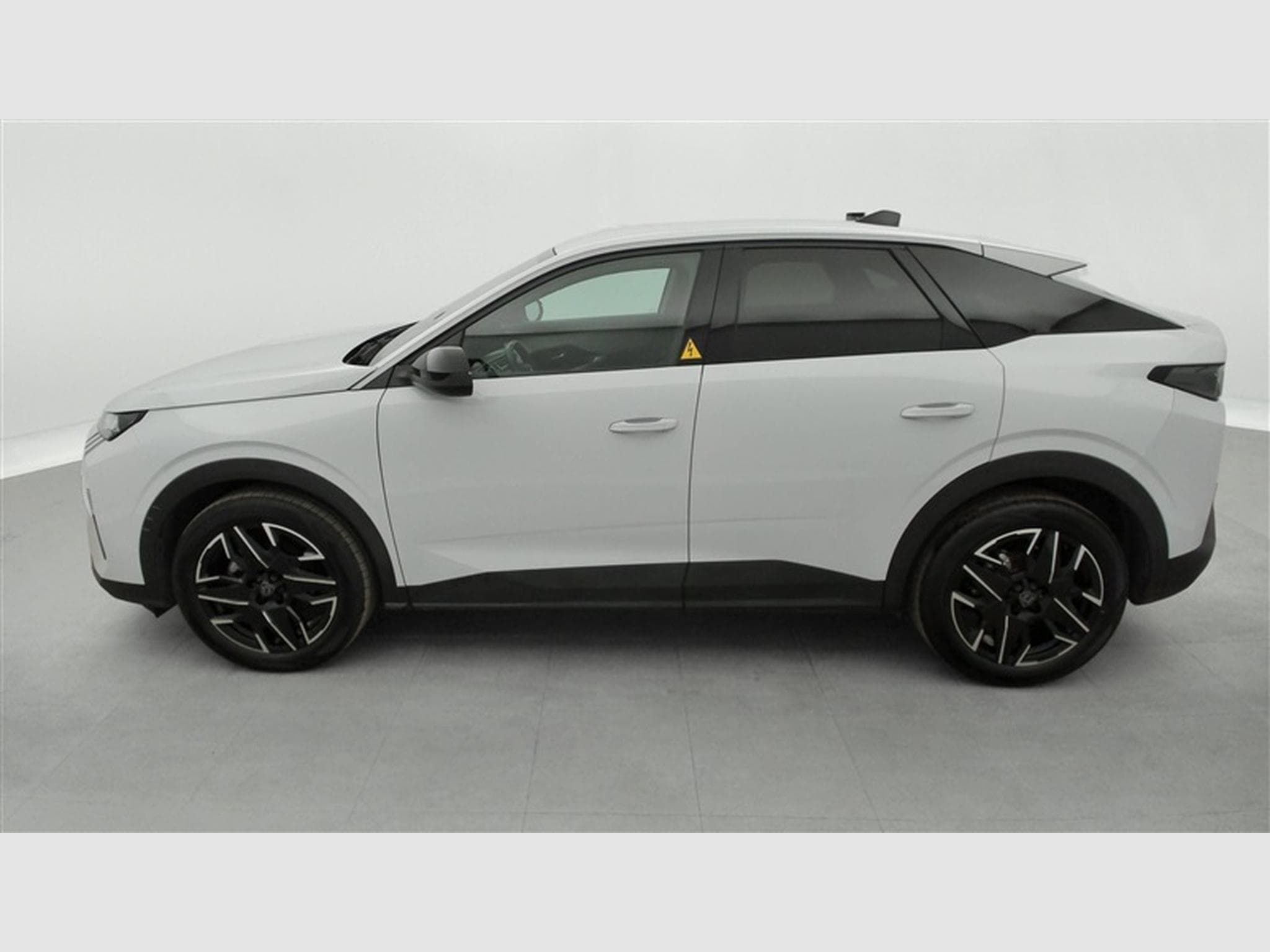 Peugeot 3008 1.2 Hybrid 136Cv e-DCS6 Allure S-CUIR / NAVI / CARPLAY (2025) - Photo 2