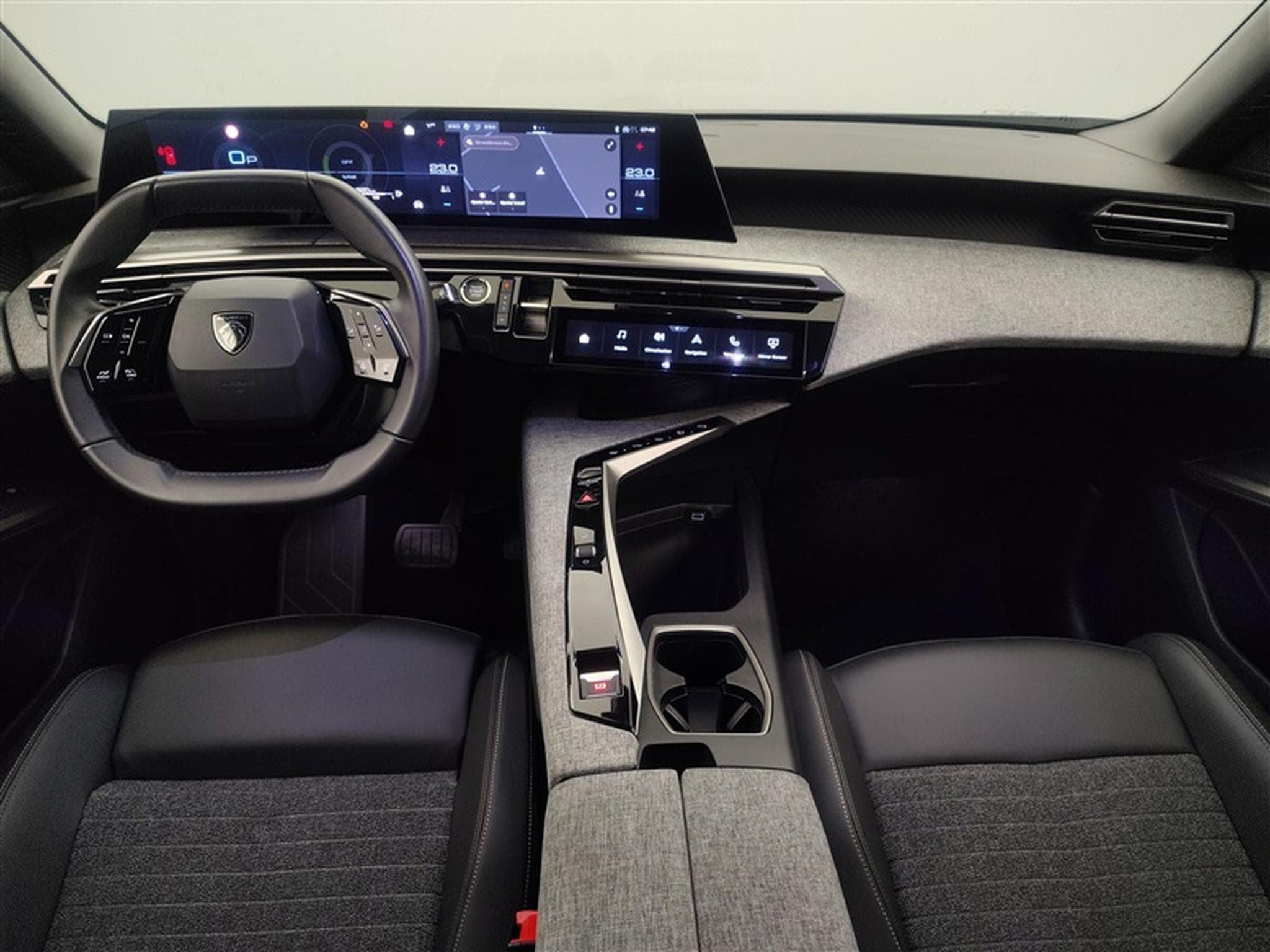 Peugeot 3008 1.2 Hybrid 136Cv e-DCS6 Allure S-CUIR / NAVI / CARPLAY (2025) - Photo 7