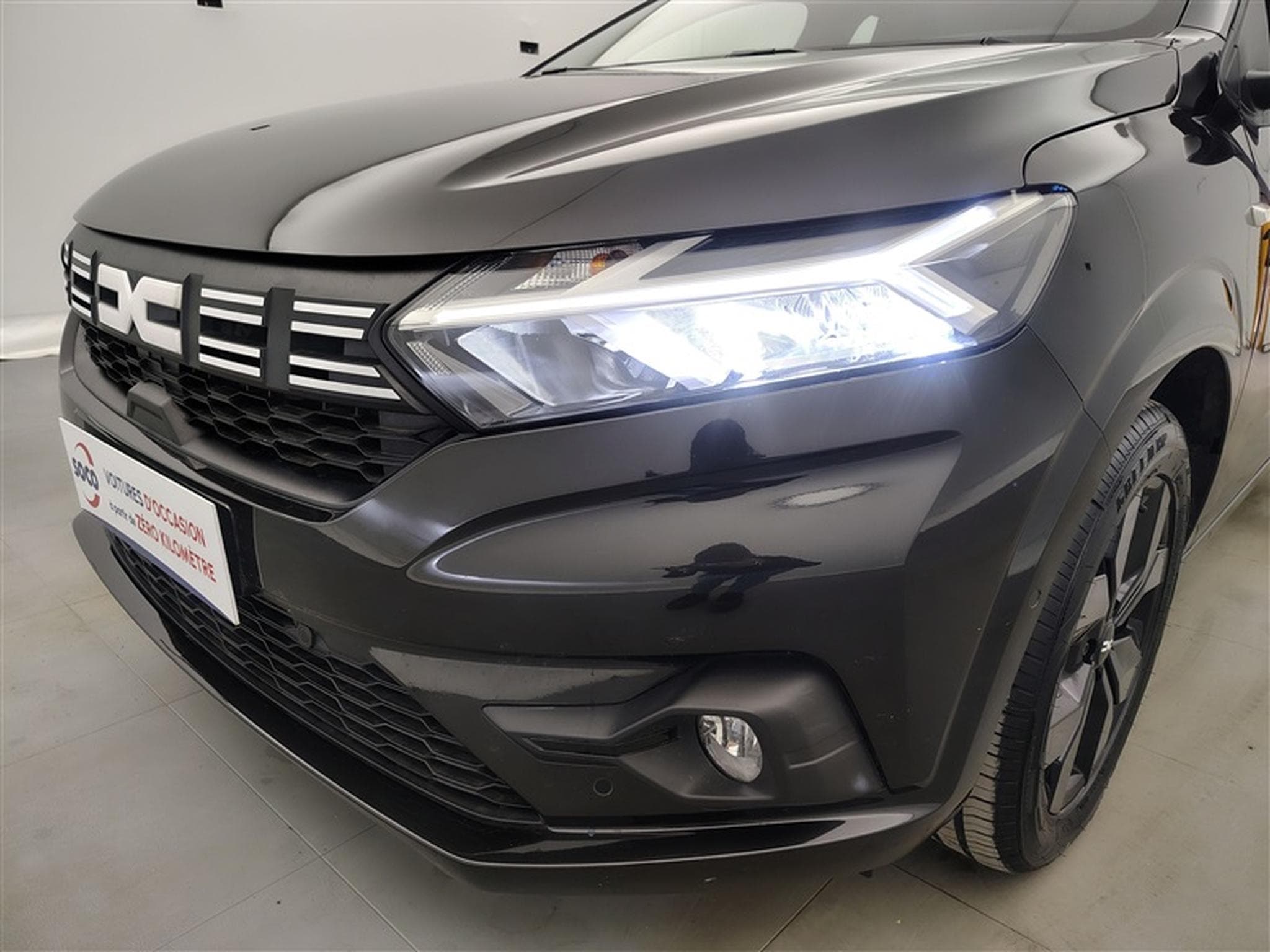 Dacia Sandero 1.0 TCe Journey CARPLAY / FULL LED / PDC AV-AR (2025) - Photo 15