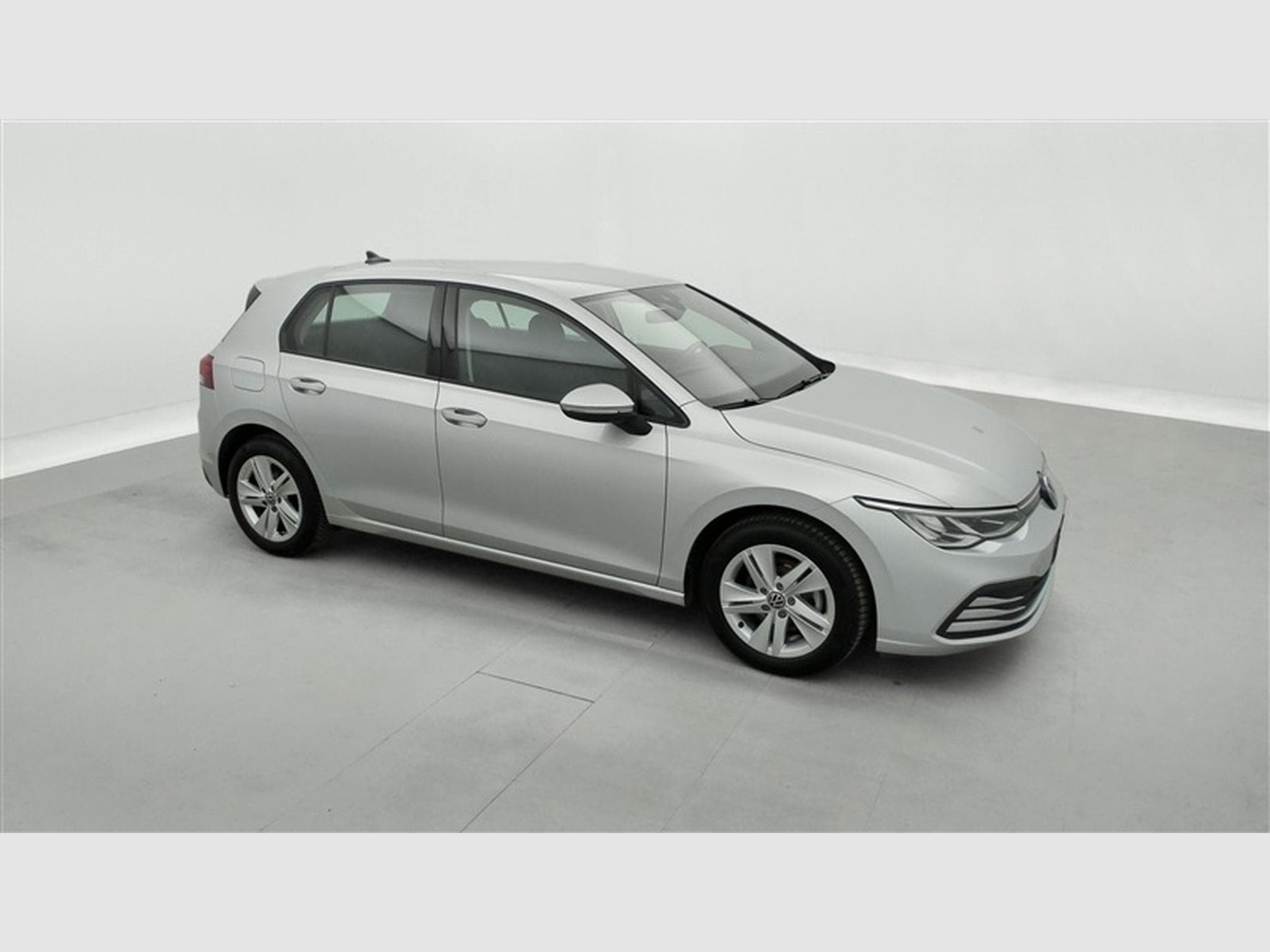 VW Golf 1.0 TSI Life Business Premium OPF (2022) - Photo 22