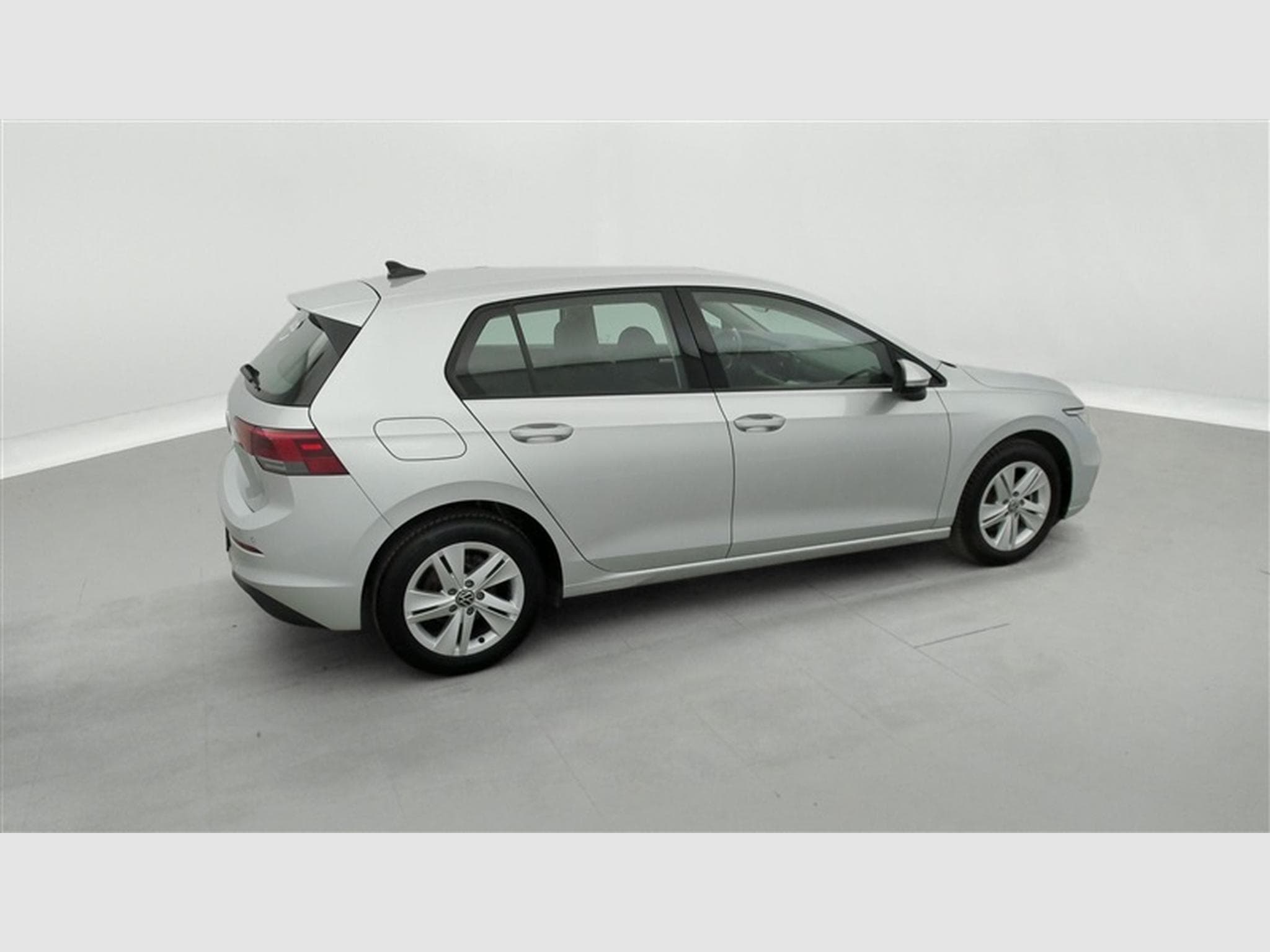 VW Golf 1.0 TSI Life Business Premium OPF (2022) - Photo 24