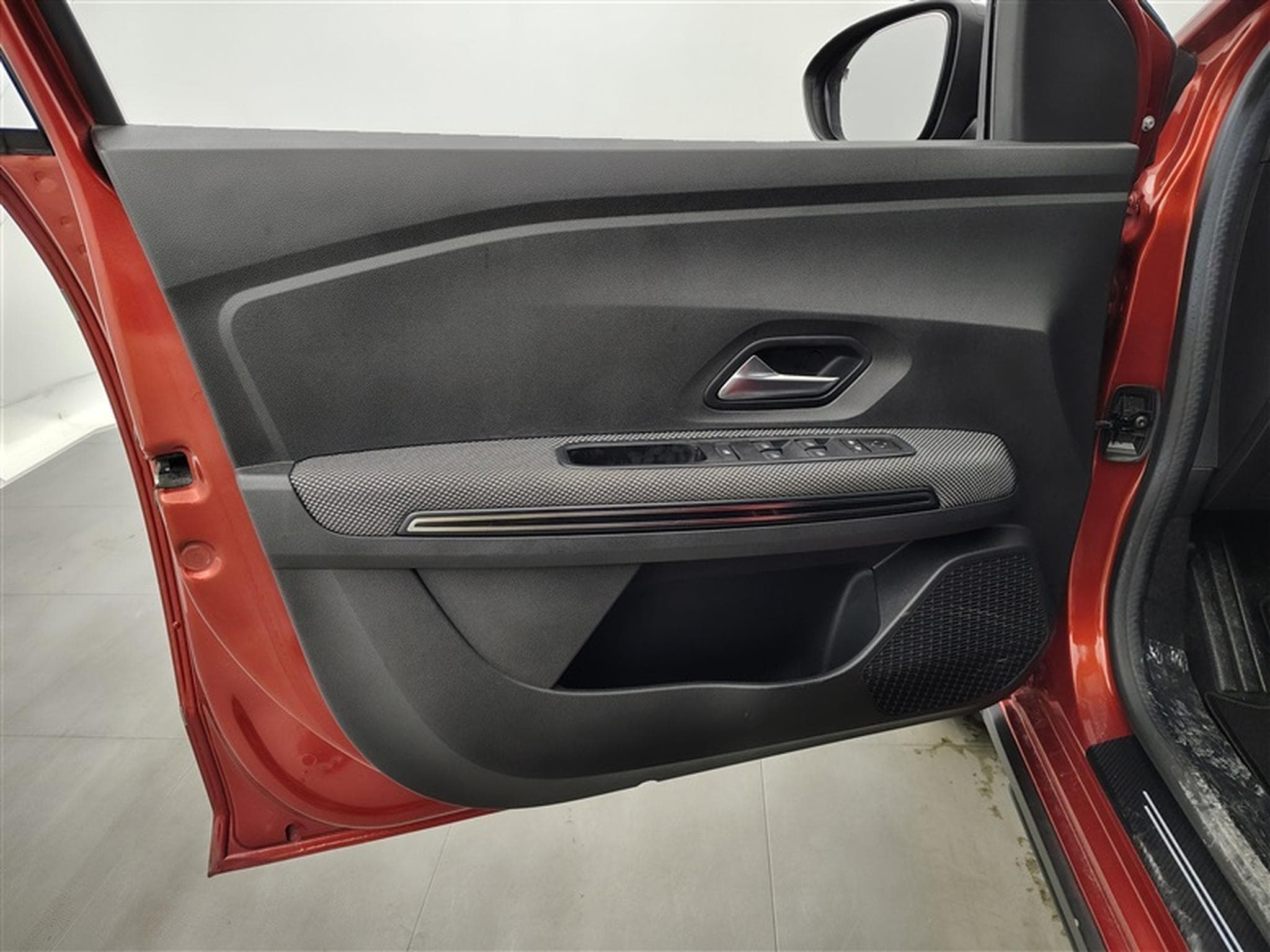 Dacia Jogger 1.0 TCe EXTREME 7pl. NAV/CAMERA/CARPLAY (2022) - Photo 17