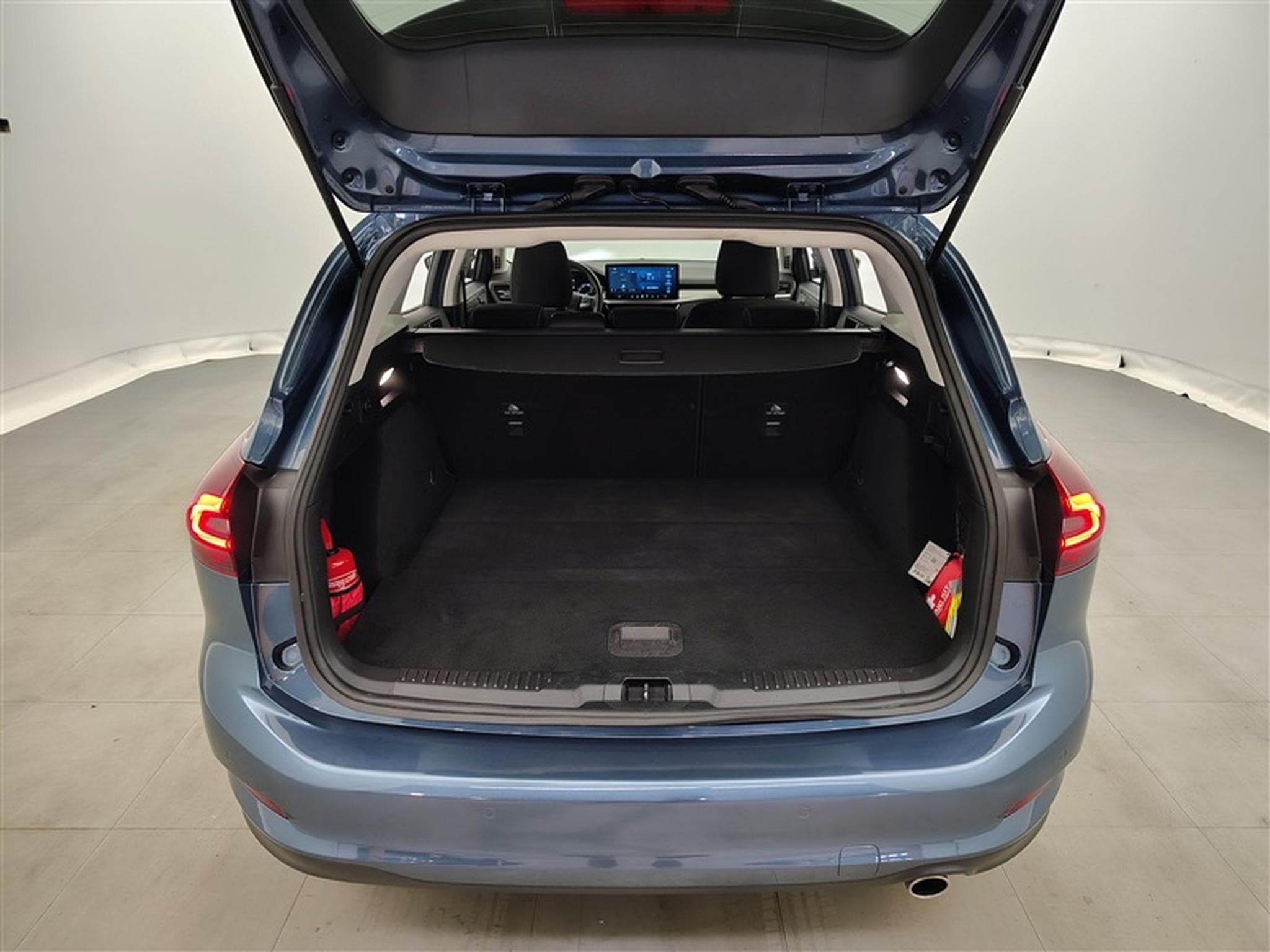 Ford Focus 1.0 EcoBoost mHEV 155Cv AT Titanium Navi / Led / PDC av+ar (2024) - Photo 14