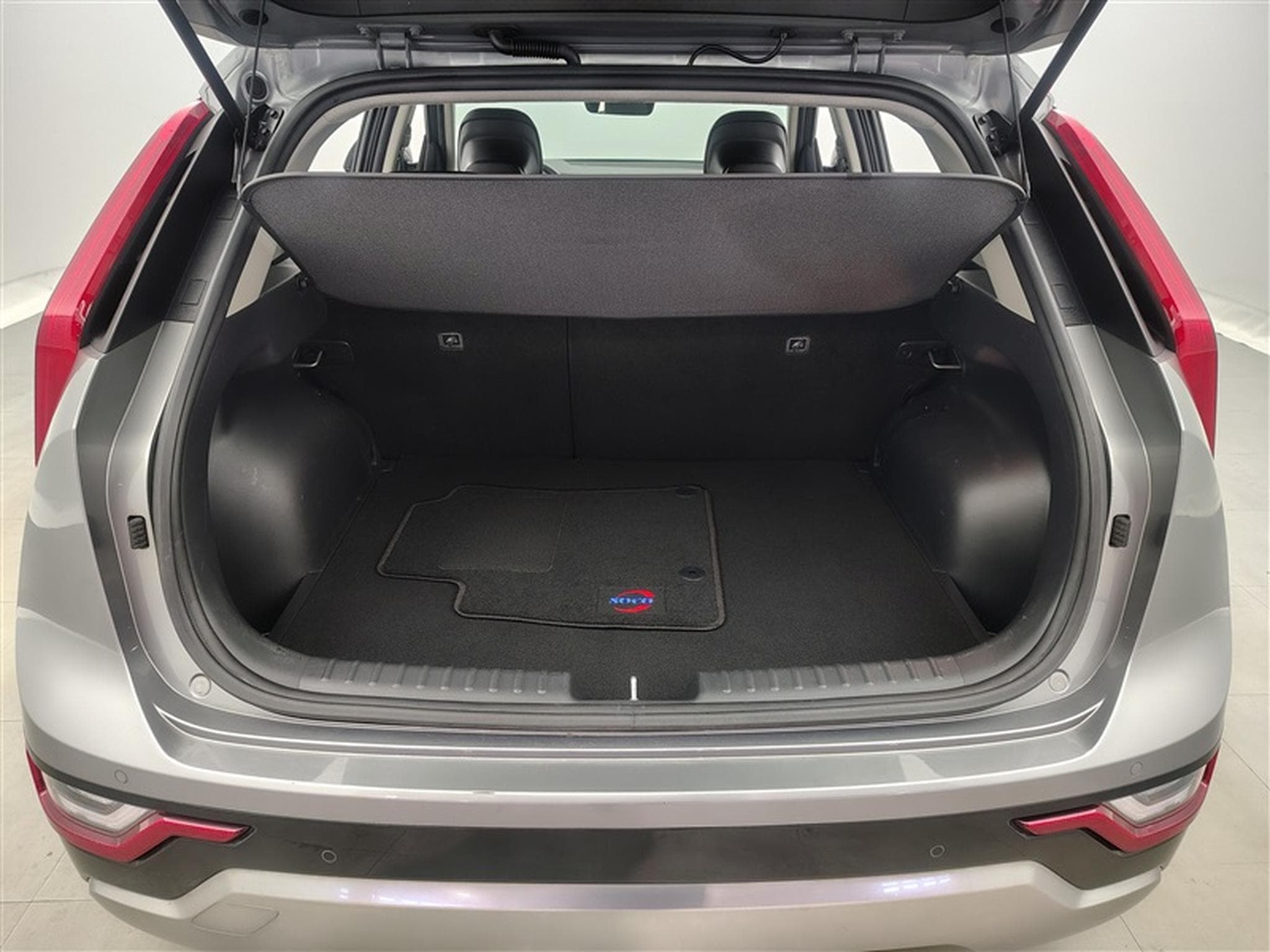 Kia Niro HEV 1.6 GDi Pulse DCT (2023) - Photo 14