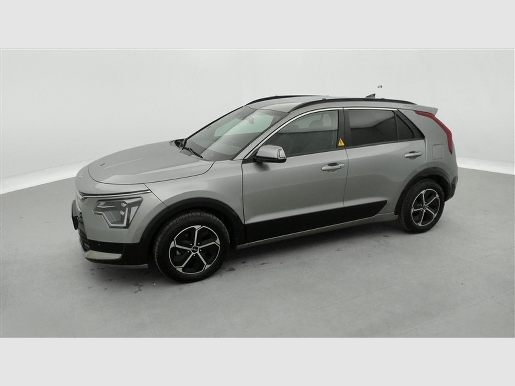 Kia Niro HEV 1.6 GDi Pulse DCT (2023) - Photo 21