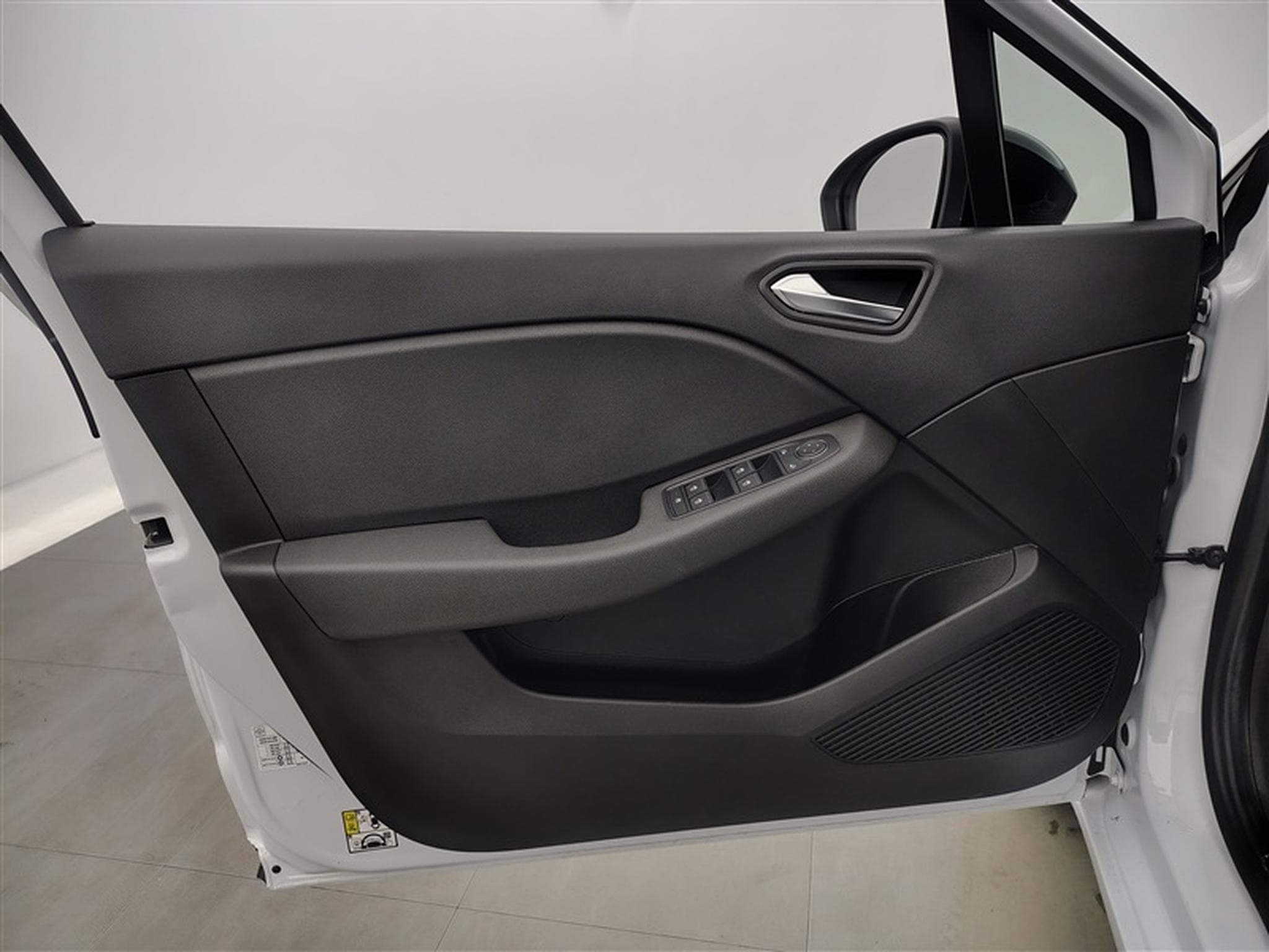 Renault Clio Evolution NAVI / CARPLAY / PDC / ALU (2023) - Photo 17