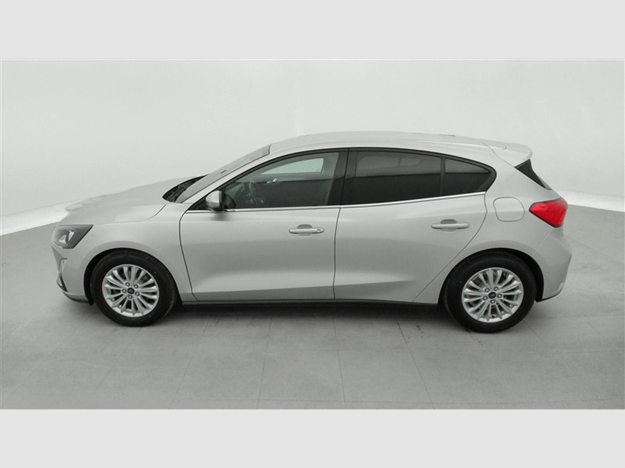 Ford Focus 1.5 EcoBlue Titanium Business (2020) - Photo 3