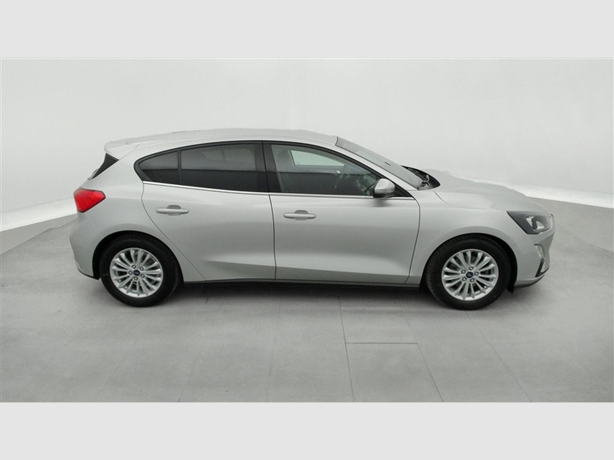 Ford Focus 1.5 EcoBlue Titanium Business (2020) - Photo 23