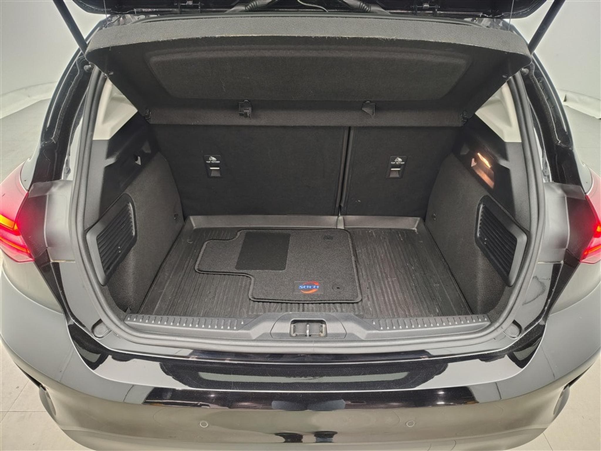 Ford Focus 1.5 EcoBlue Connected (2023) - Photo 14
