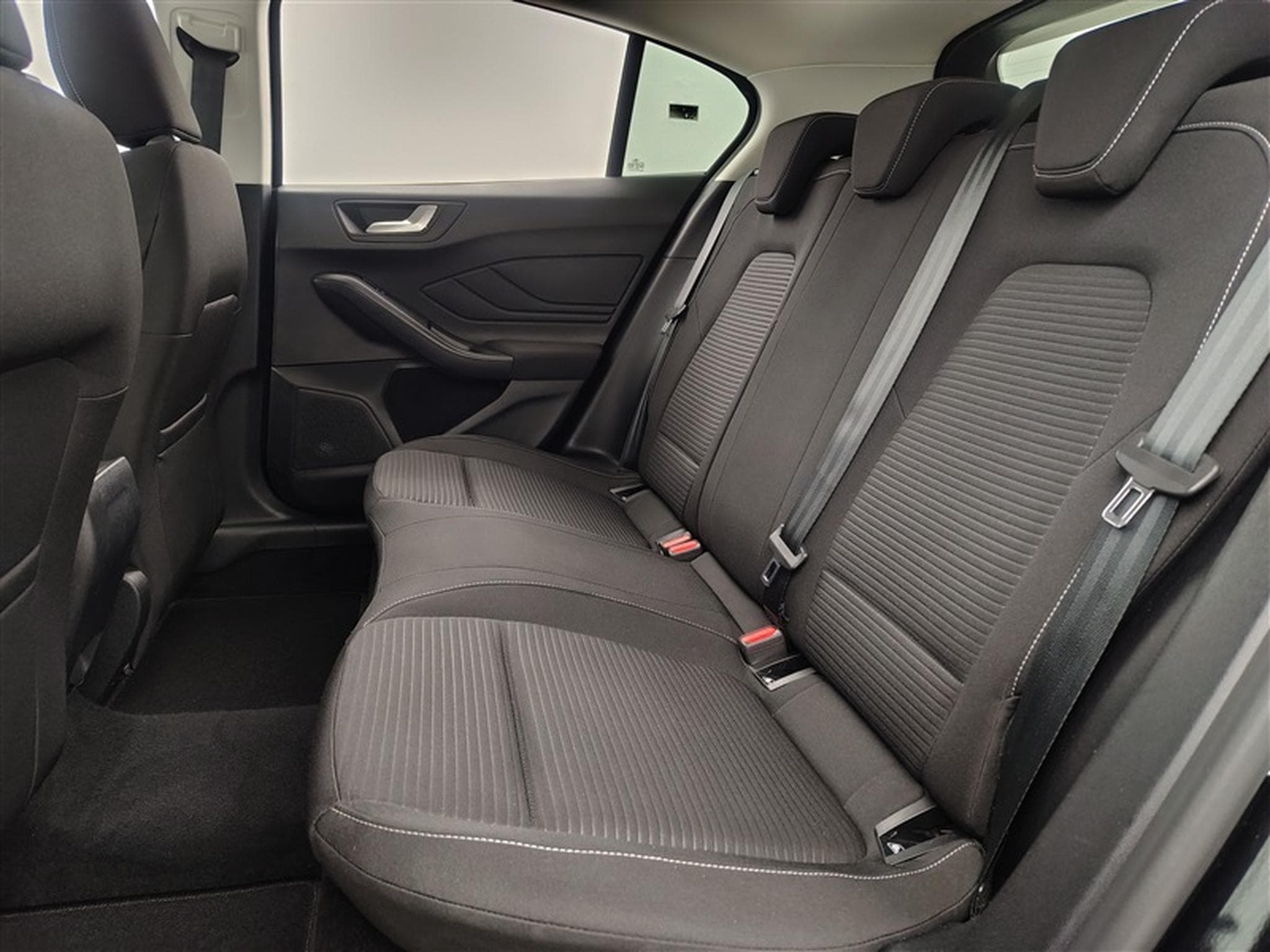Ford Focus 1.5 EcoBlue Connected (2023) - Photo 13