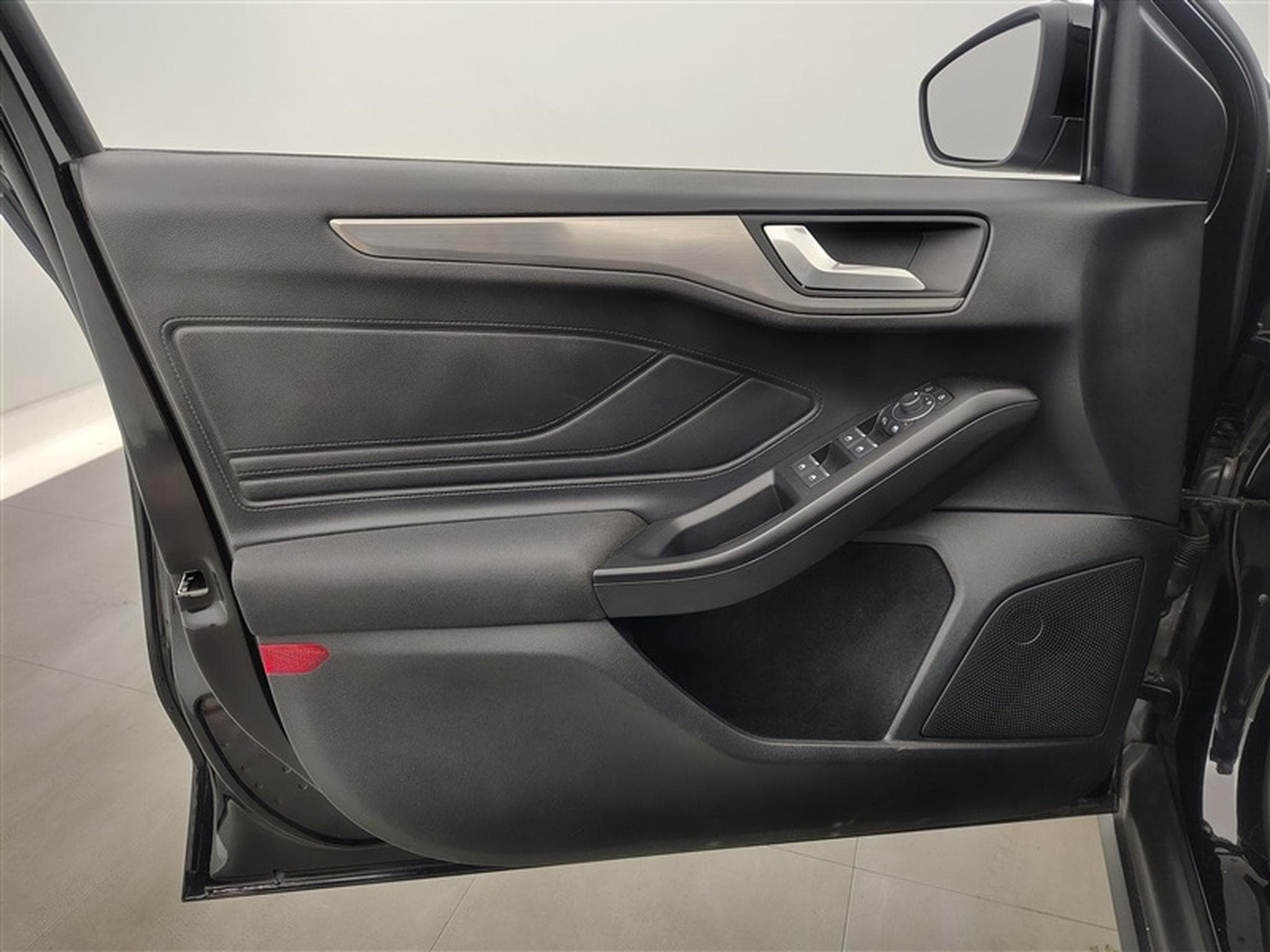 Ford Focus 1.5 EcoBlue Connected (2023) - Photo 17