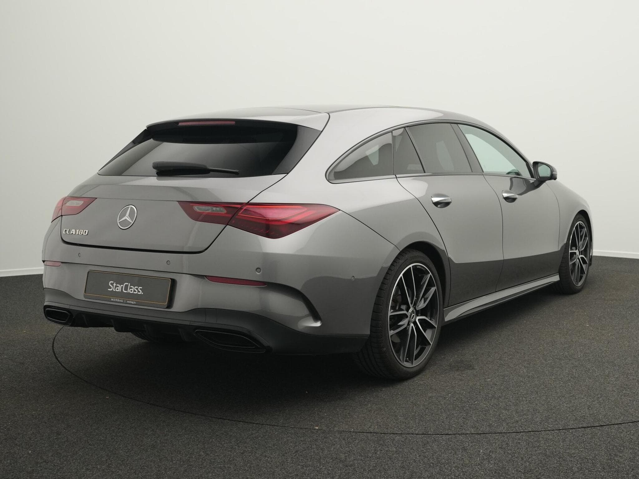 Mercedes CLA 180 AMG-Line (2025) - Foto 3