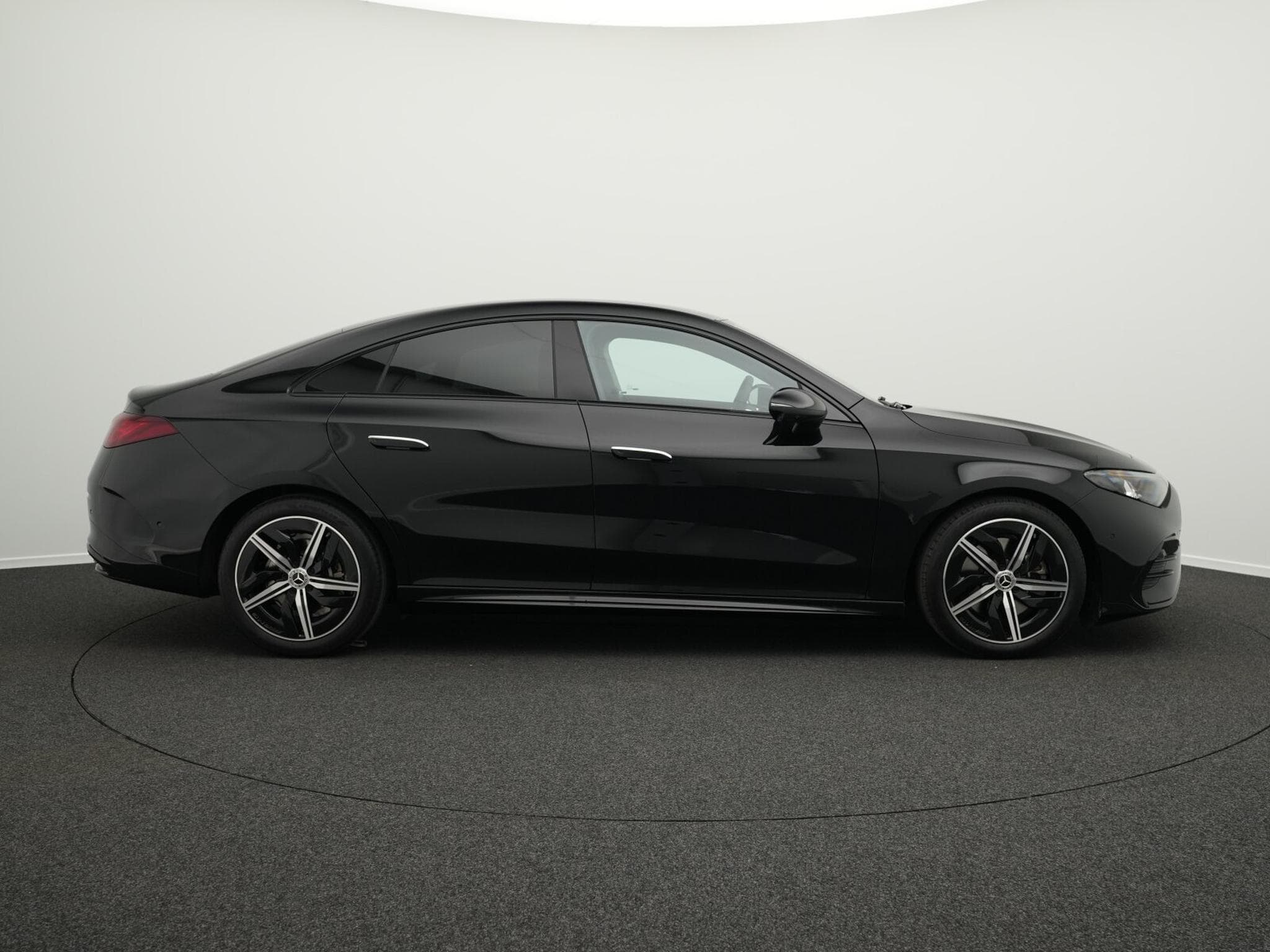Mercedes CLA 200 AMG-Line (2026) - Photo 5