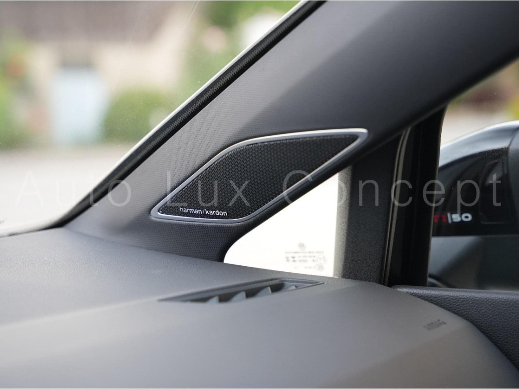 VW Golf GTI Edition 50 Pack Performance (2026) - Photo 25