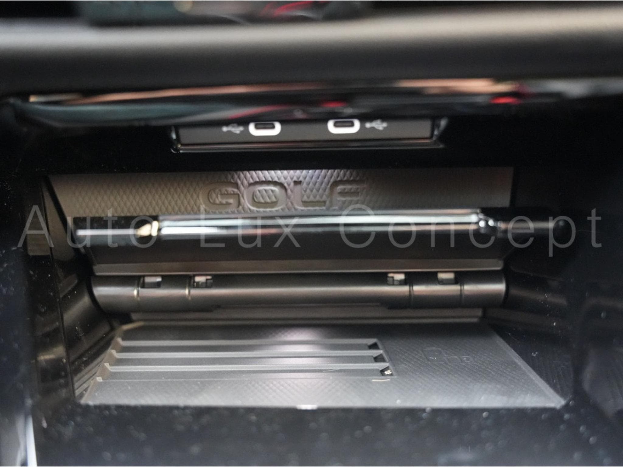 VW Golf GTI Edition 50 Pack Performance (2026) - Photo 24