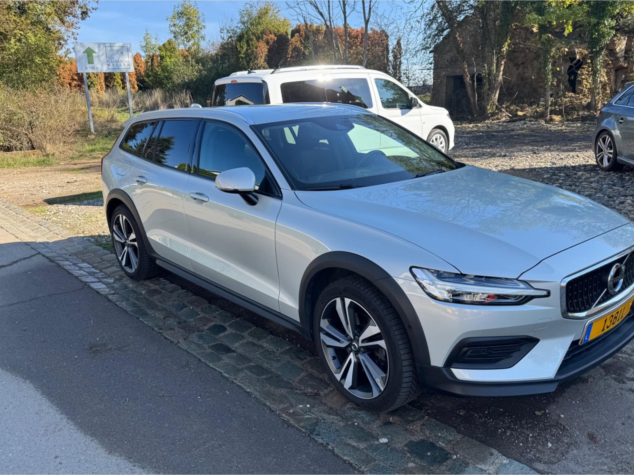 Volvo V60 CROSS COUNTRY D4 (2019) - Foto 1