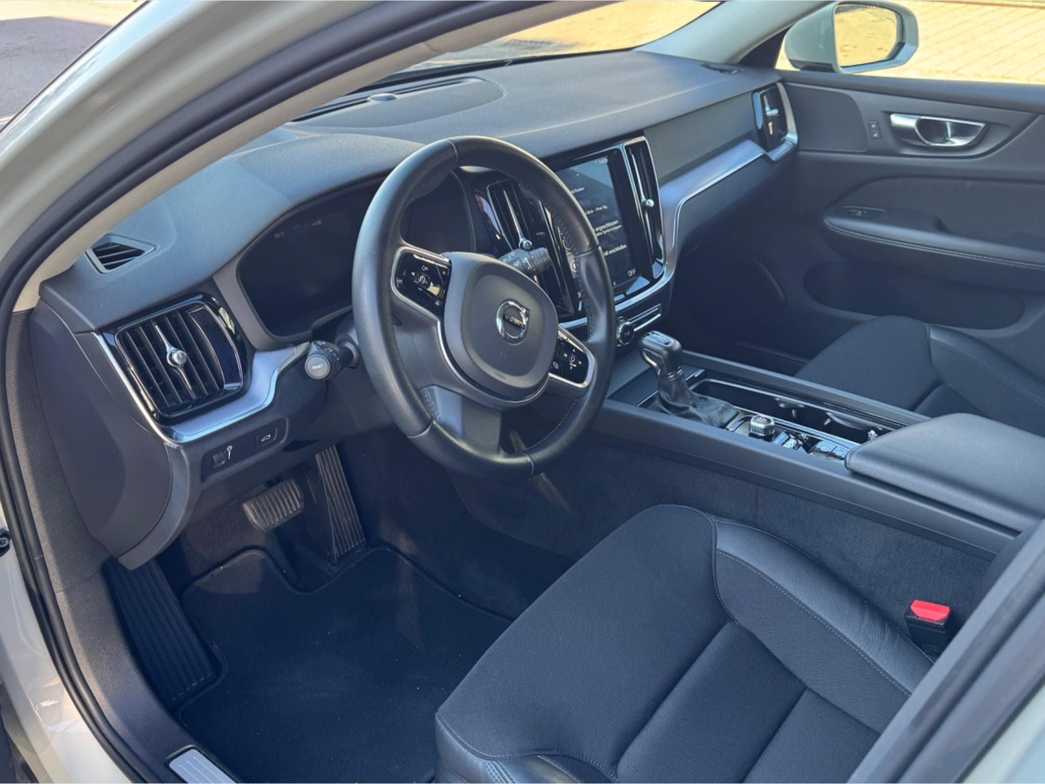Volvo V60 CROSS COUNTRY D4 (2019) - Foto 7