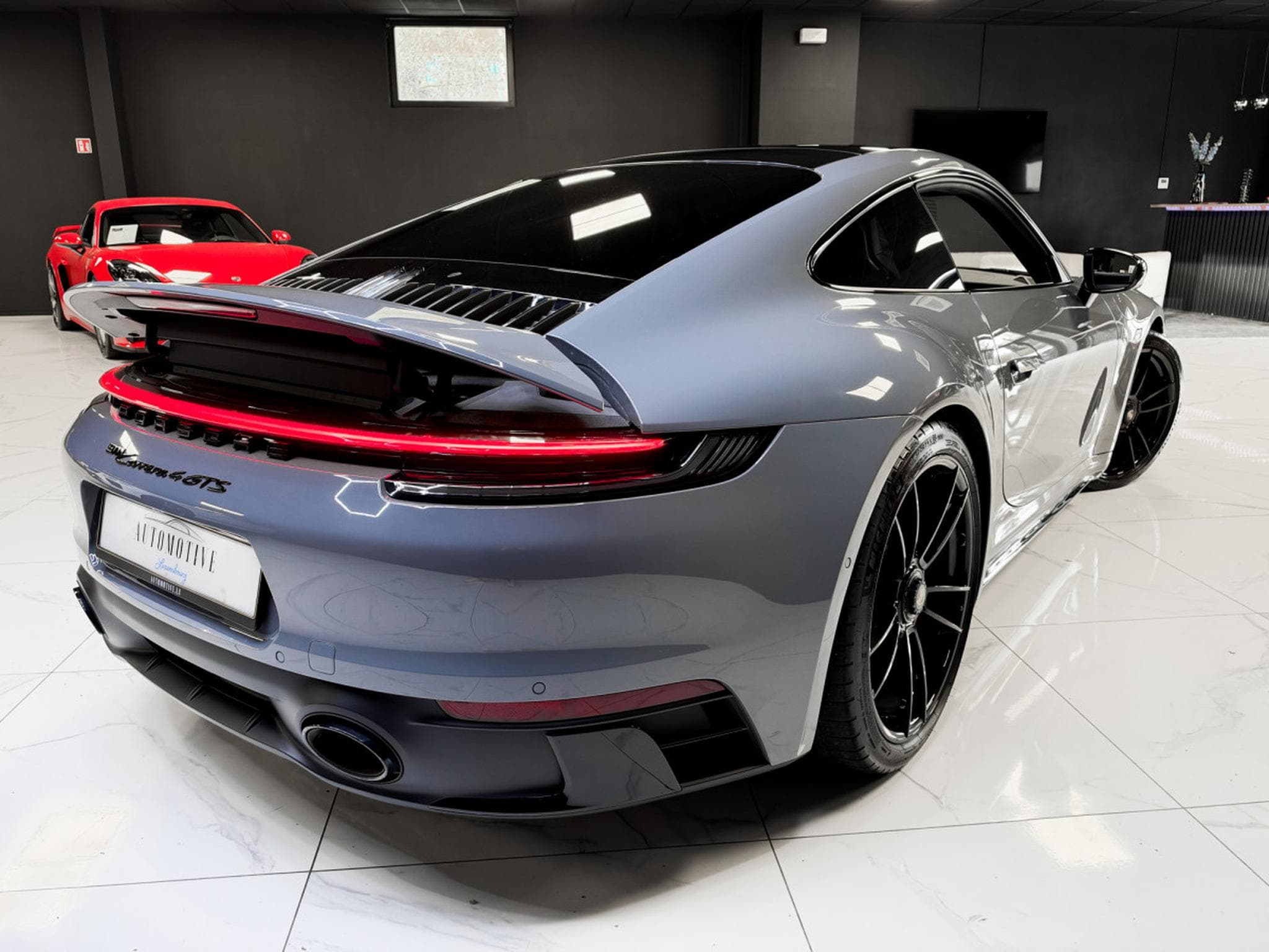Porsche 911 Carrera 4 GTS / ACC / PDCC / Bose / Matrix LED (2023) - Photo 9