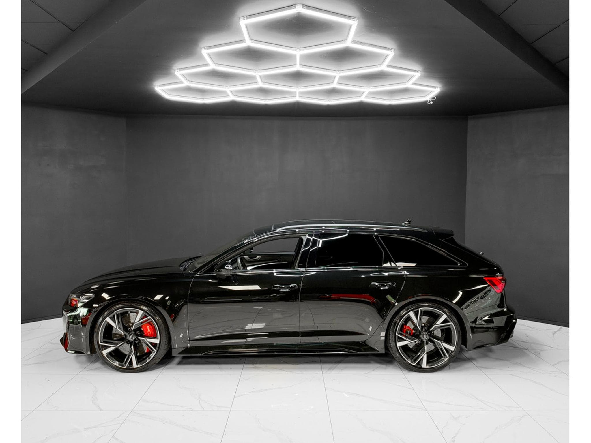 Audi RS6 AVANT 4.0 TFSI QUATTRO TIPTRONIC / RS DYNAMIQUE PLUS (2020) - Photo 2