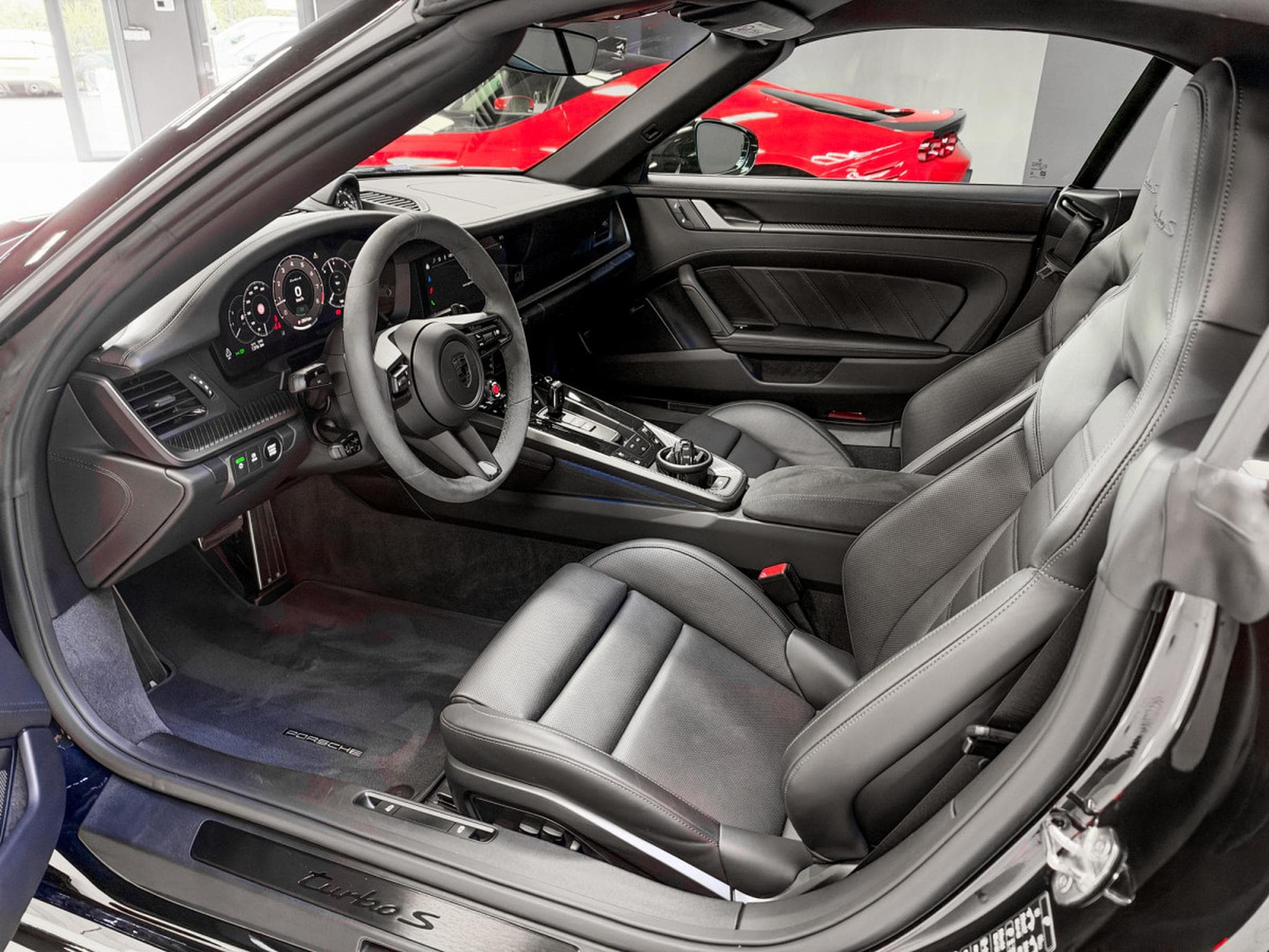 Porsche 911 .2 Turbo S Cabriolet / Lift / Burm. / 360° (2026) - Photo 12