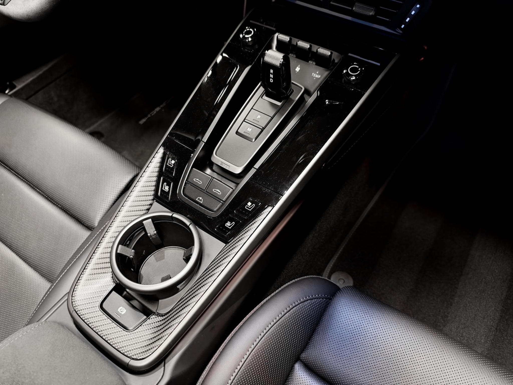 Porsche 911 .2 Turbo S Cabriolet / Lift / Burm. / 360° (2026) - Photo 17