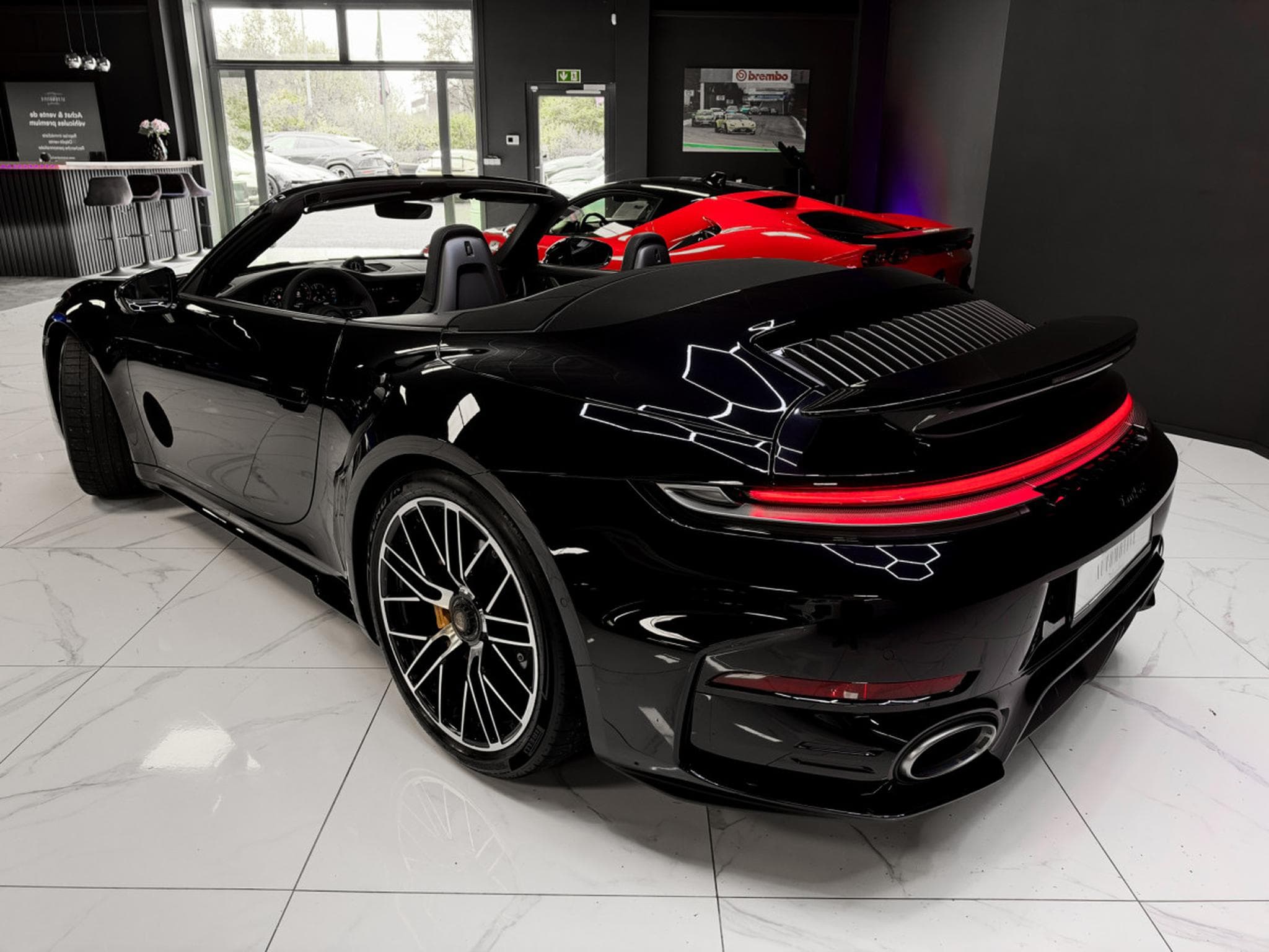 Porsche 911 .2 Turbo S Cabriolet / Lift / Burm. / 360° (2026) - Photo 19
