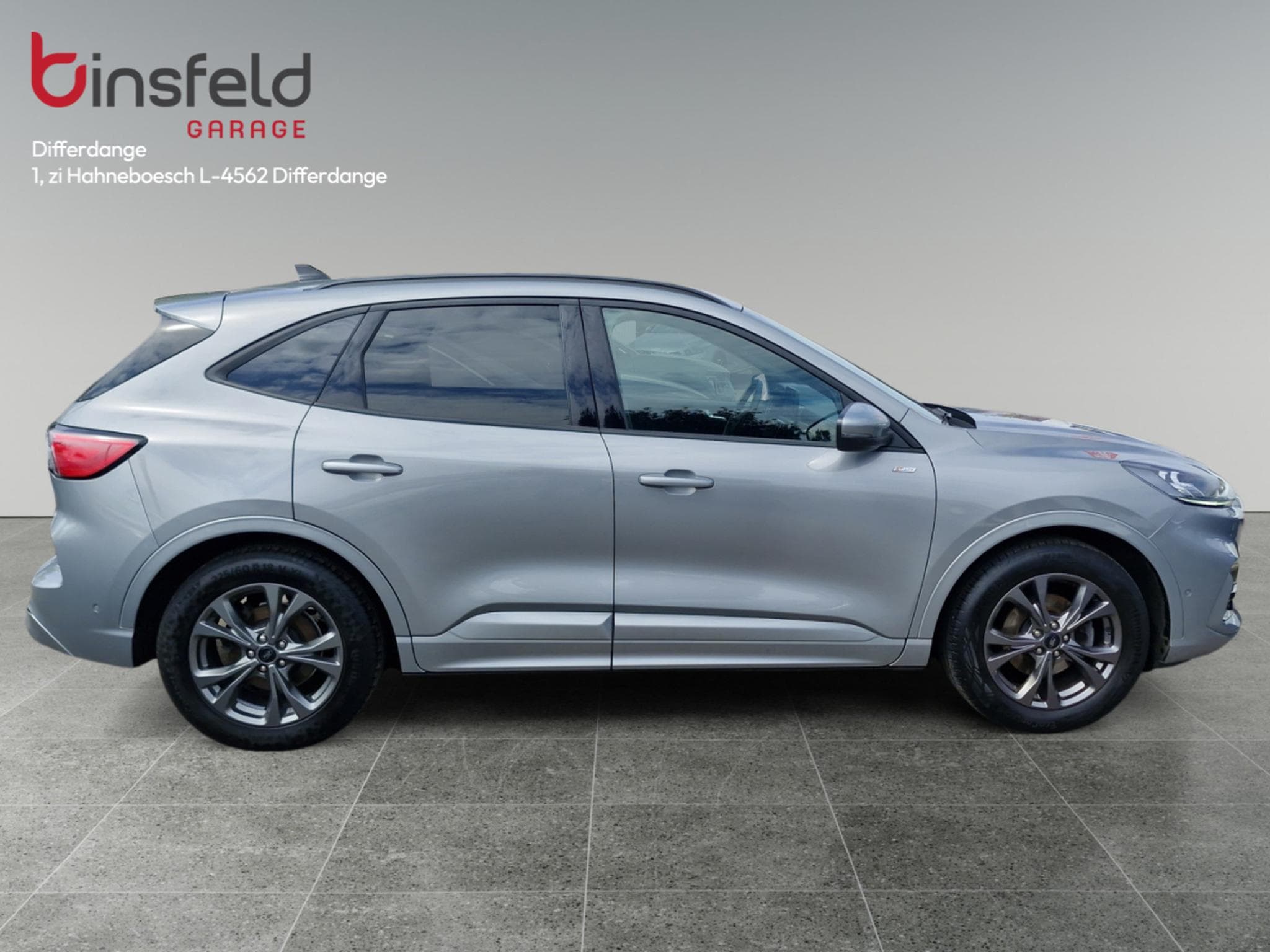 Ford Kuga FHEV 2.5 Duratec AWD ST-Line X (134 kW) (2023) - Foto 6