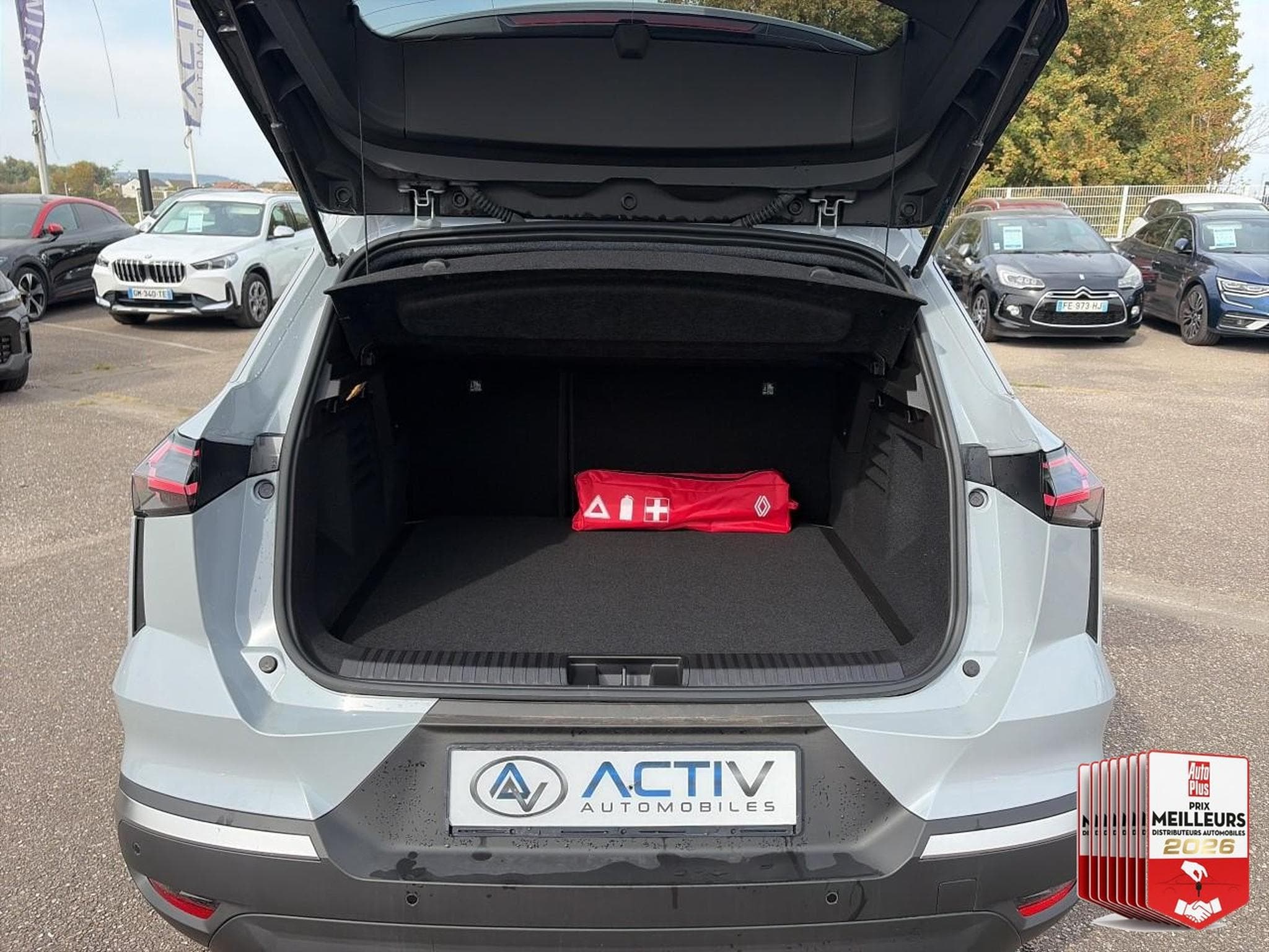 Renault SYMBIOZ 1.8 E-TECH FULL HYBRID 160 TECHNO (2026) - Foto 31